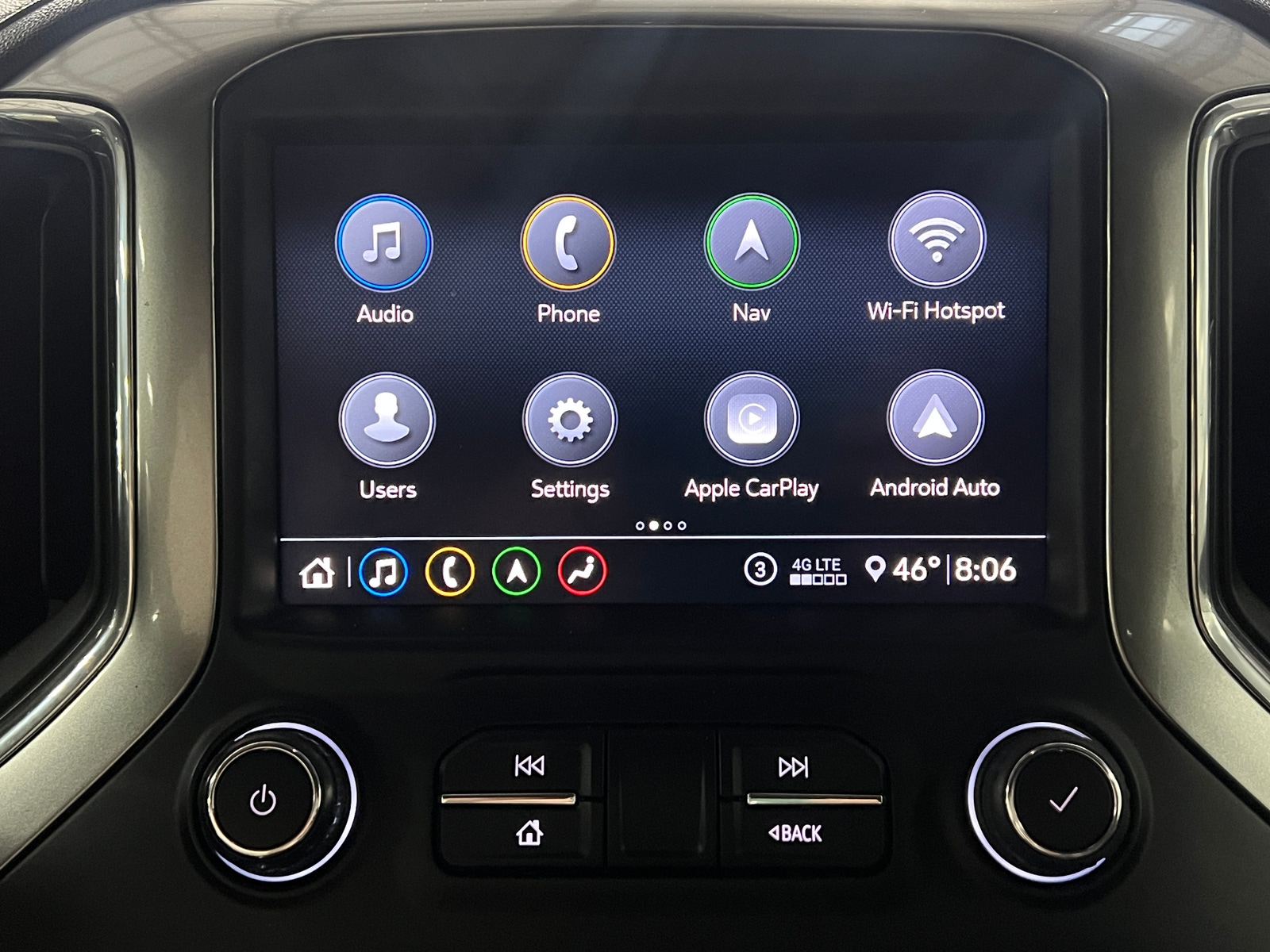 Thumbnail: 2020 Chevrolet Silverado 1500 - 3