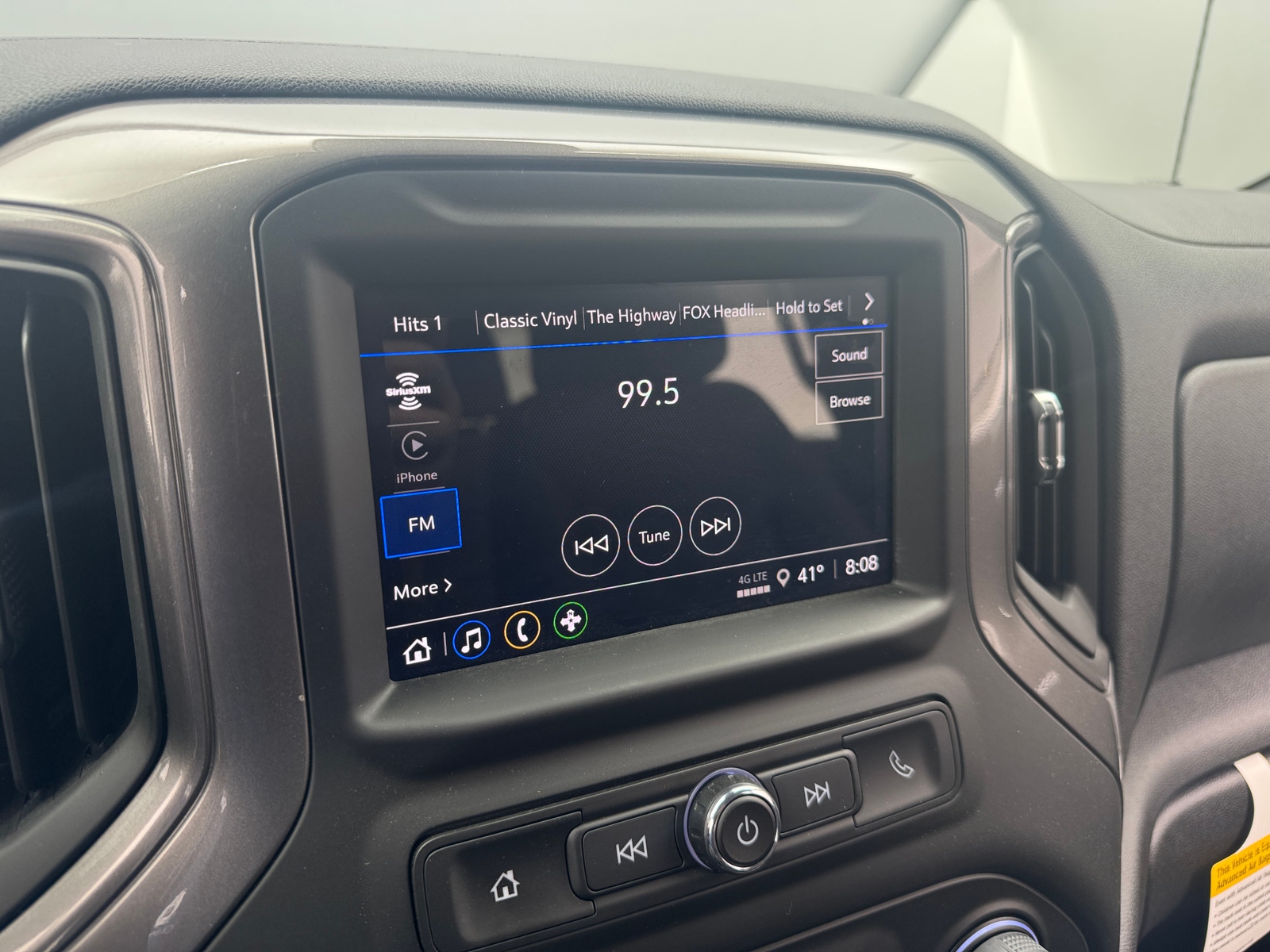 Thumbnail: 2025 Chevrolet Silverado 1500 - 4