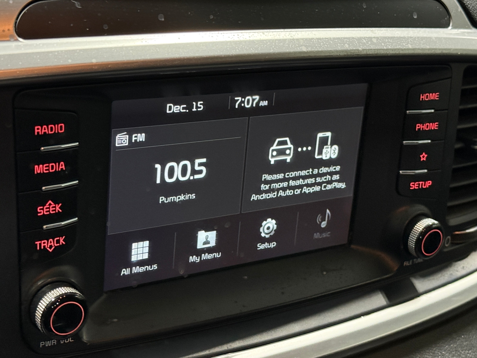 Thumbnail: 2020 Kia Sorento - 4