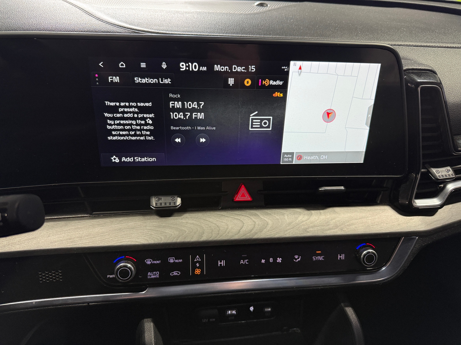 Thumbnail: 2023 Kia Sportage - 3