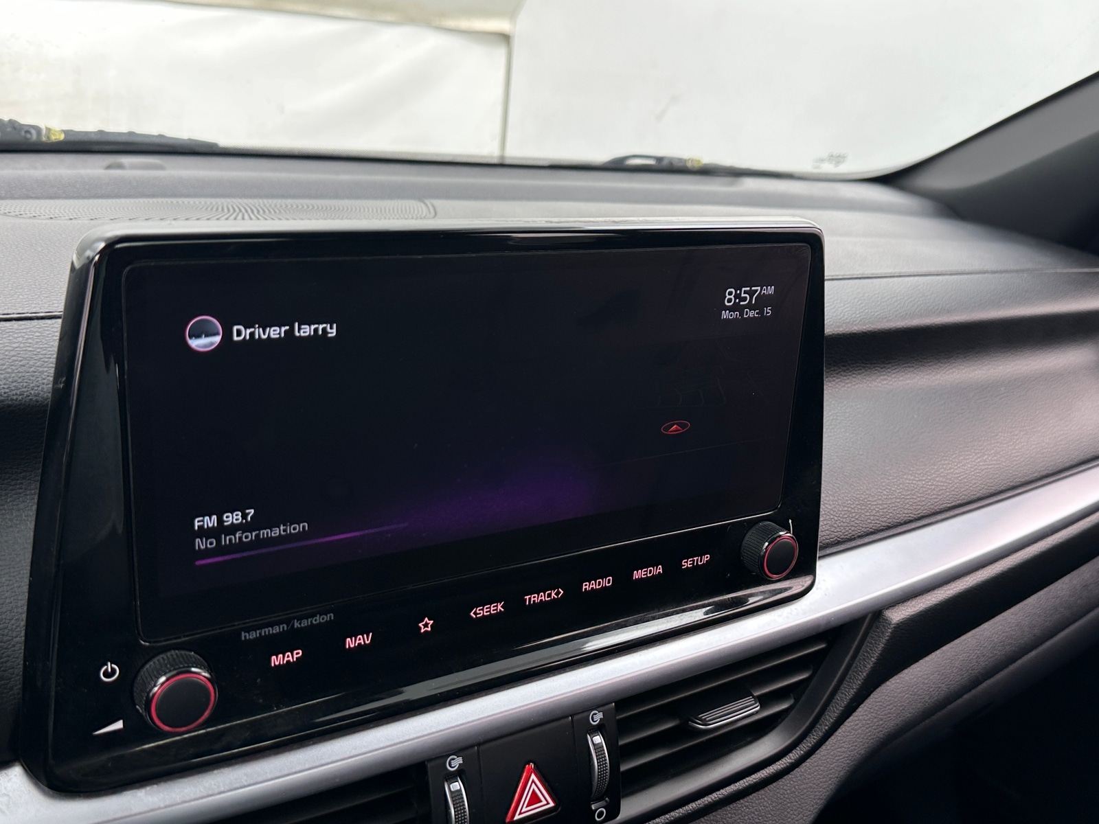 Thumbnail: 2022 Kia Forte - 3