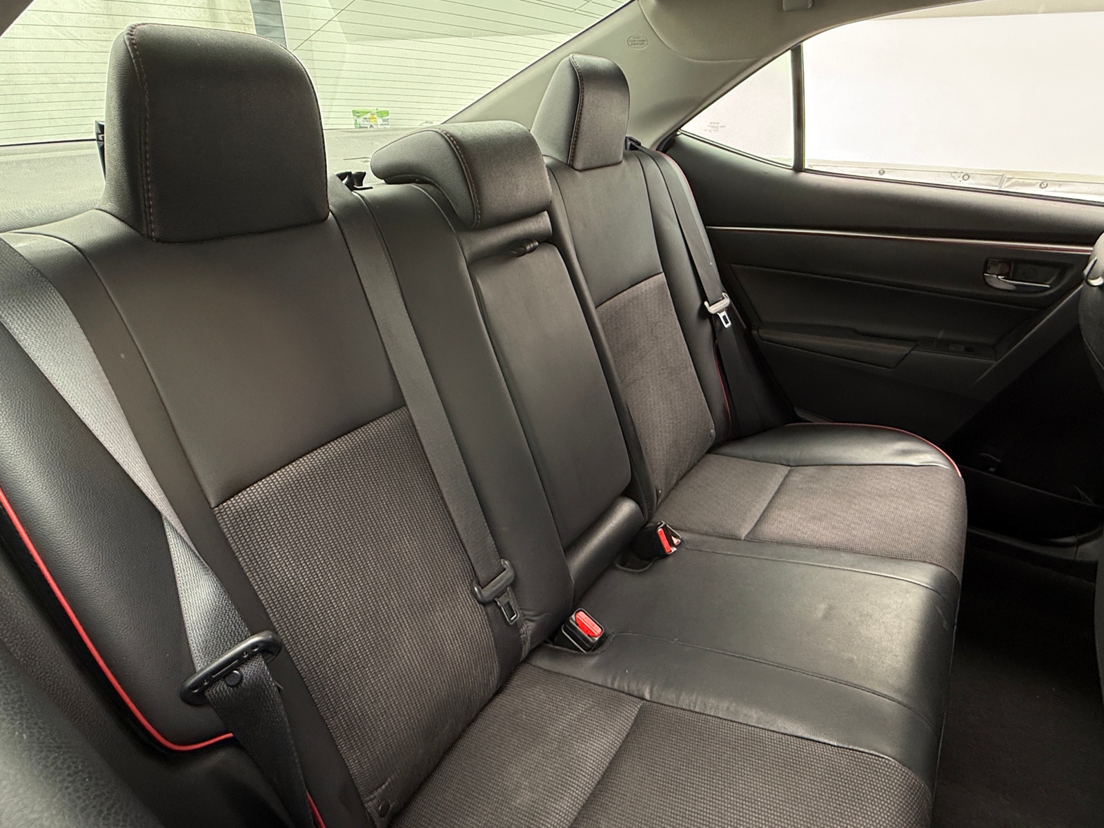 Thumbnail: 2016 Toyota Corolla - 6