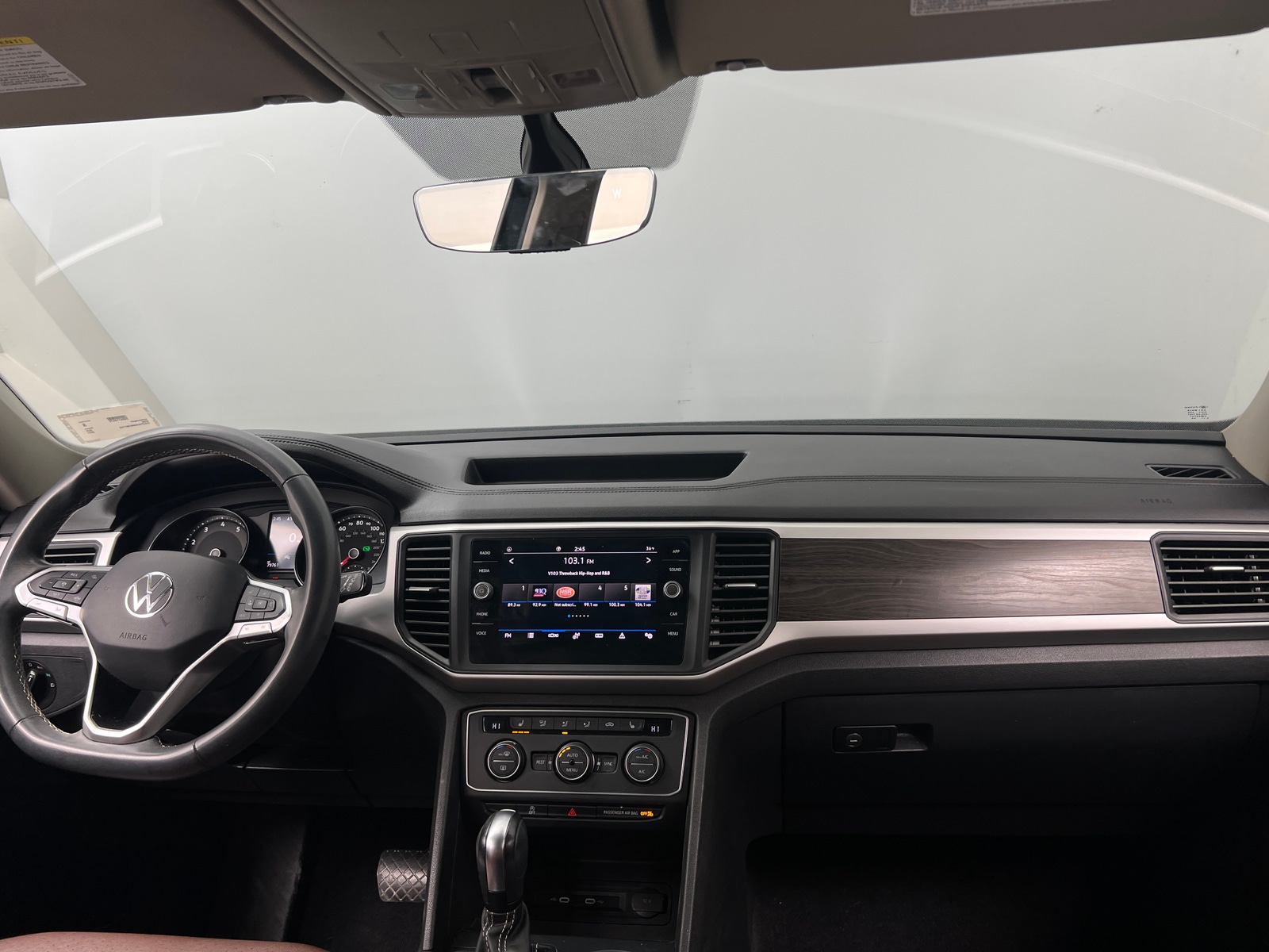 Thumbnail: 2021 Volkswagen Atlas - 2