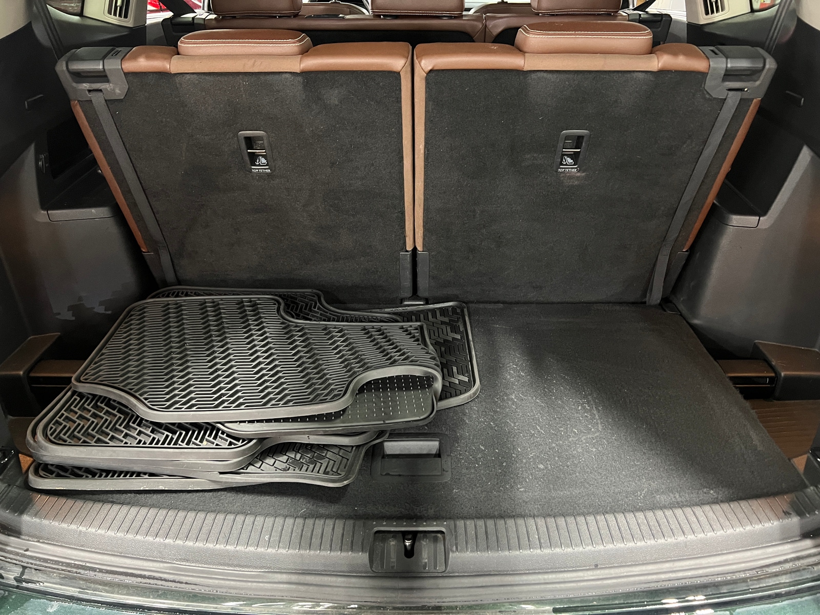 Thumbnail: 2021 Volkswagen Atlas - 6