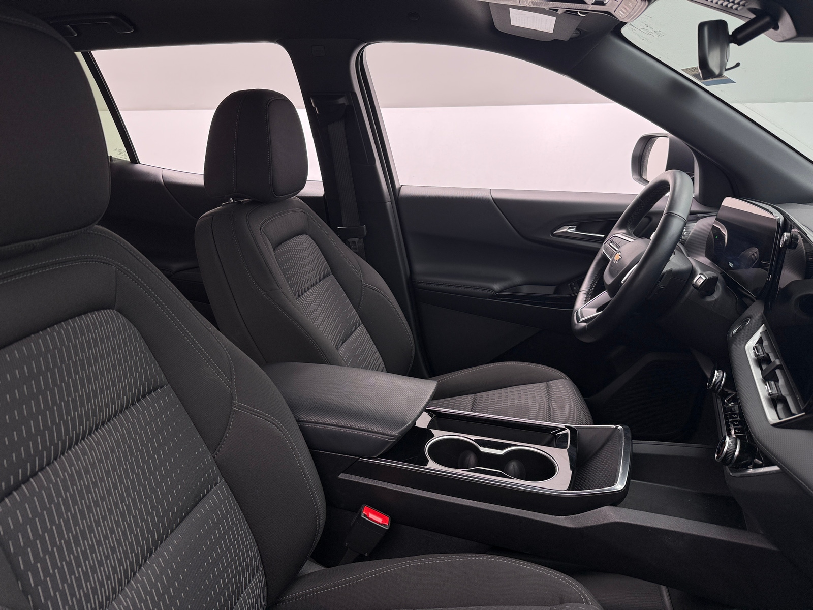 Thumbnail: 2025 Chevrolet Equinox - 2