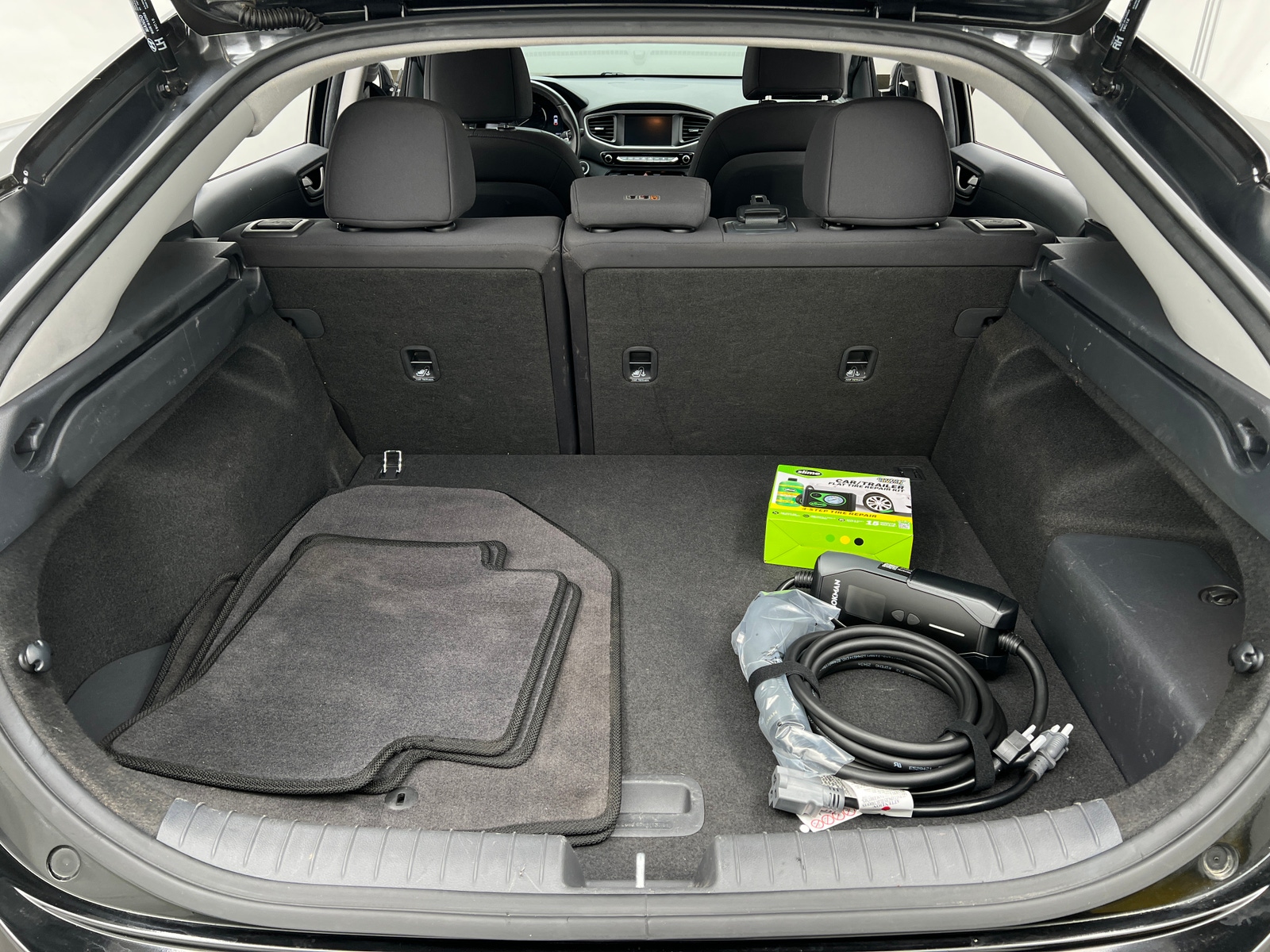 Thumbnail: 2019 Hyundai Ioniq - 7