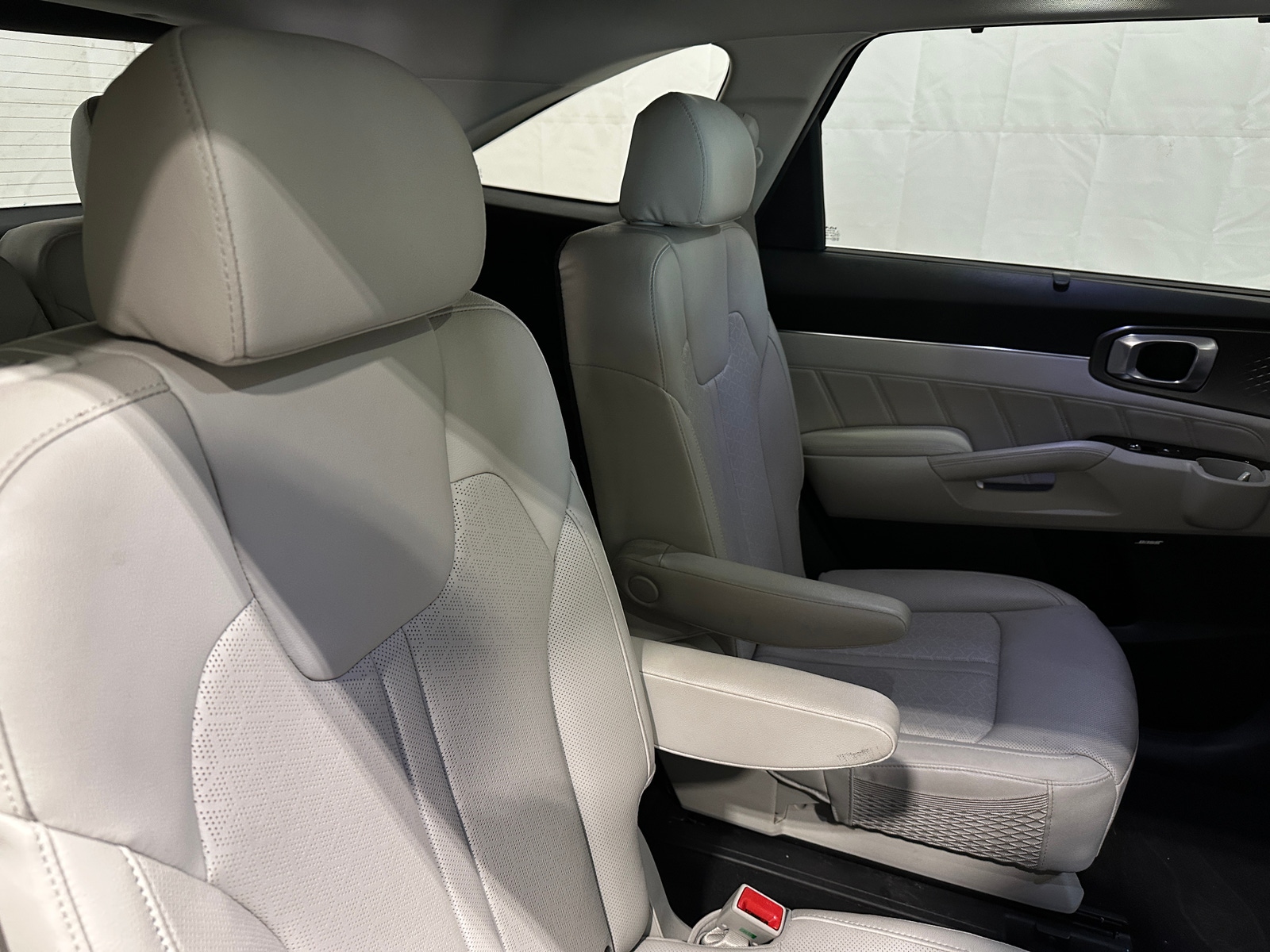 Thumbnail: 2023 Kia Sorento - 5