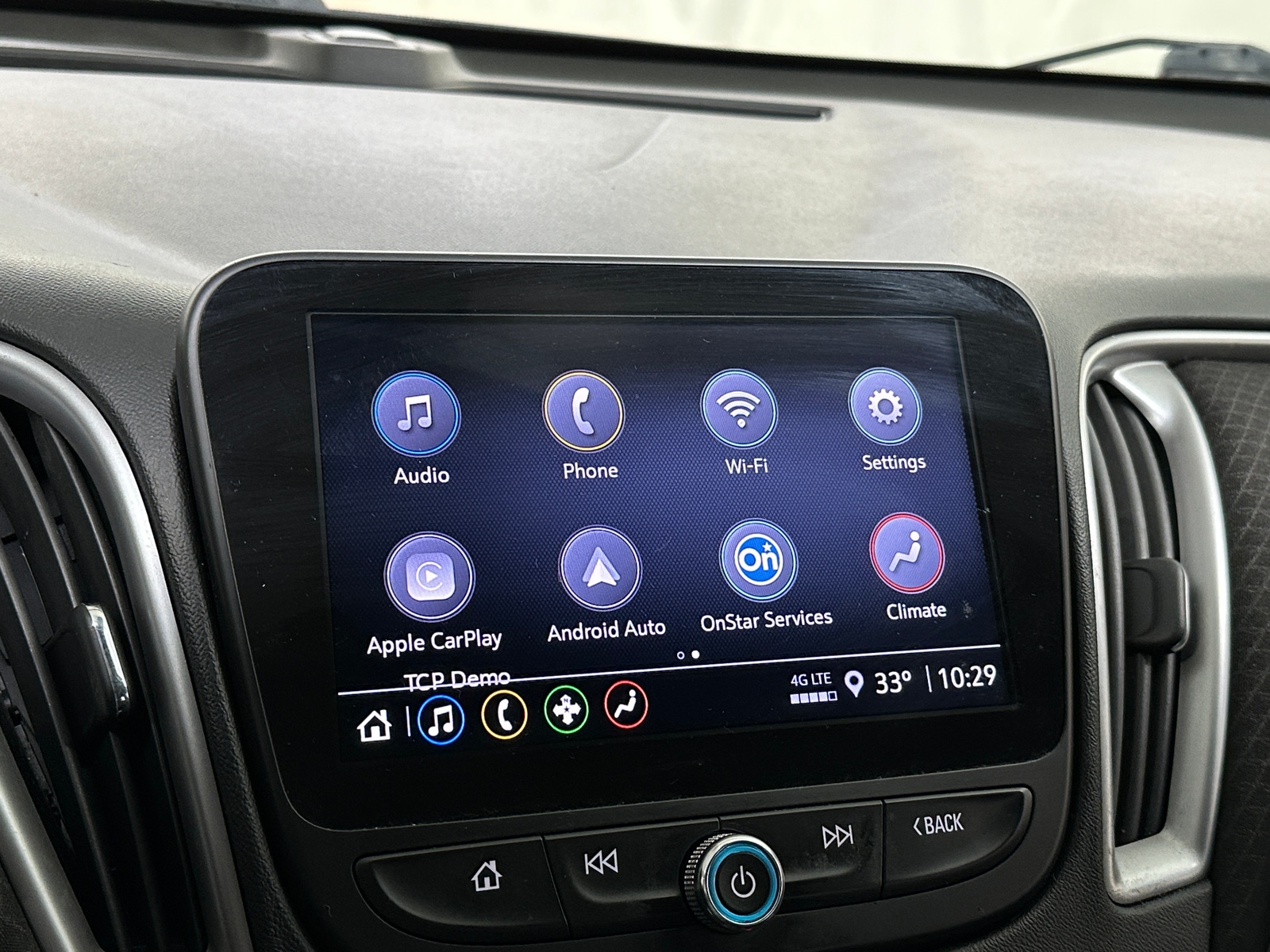 Thumbnail: 2022 Chevrolet Malibu - 4