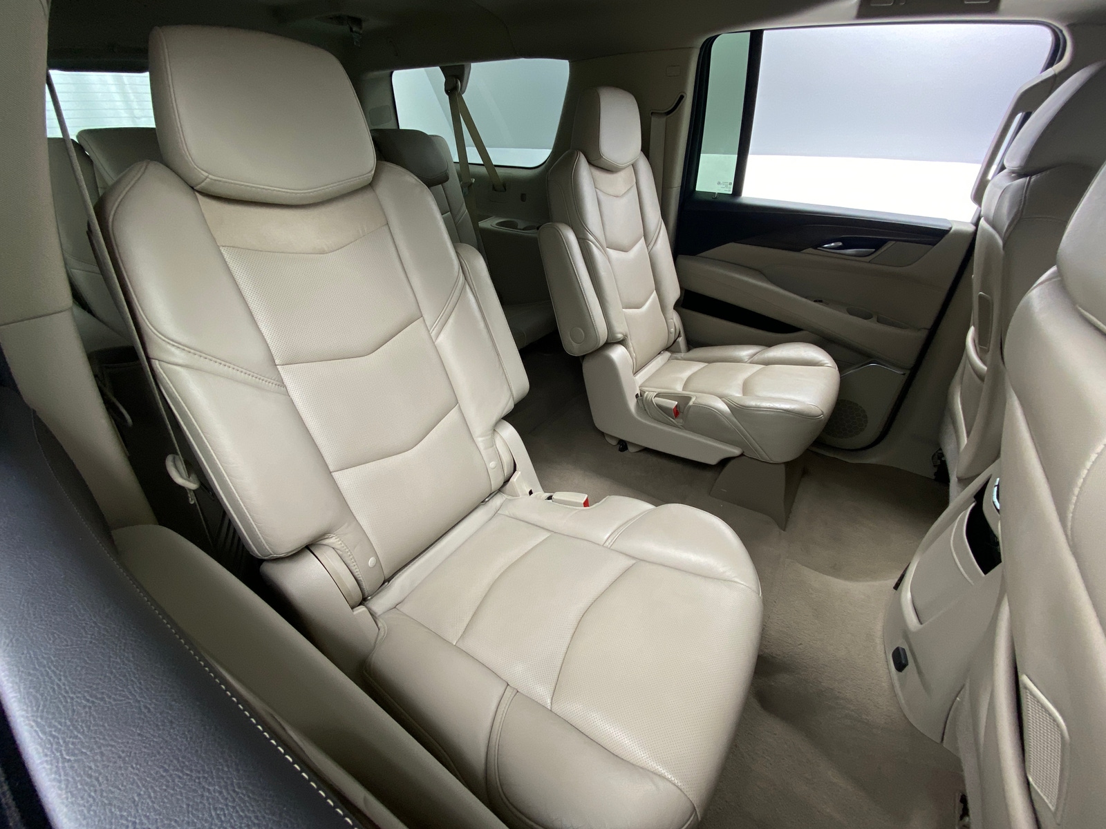 Thumbnail: 2018 Cadillac Escalade - 5