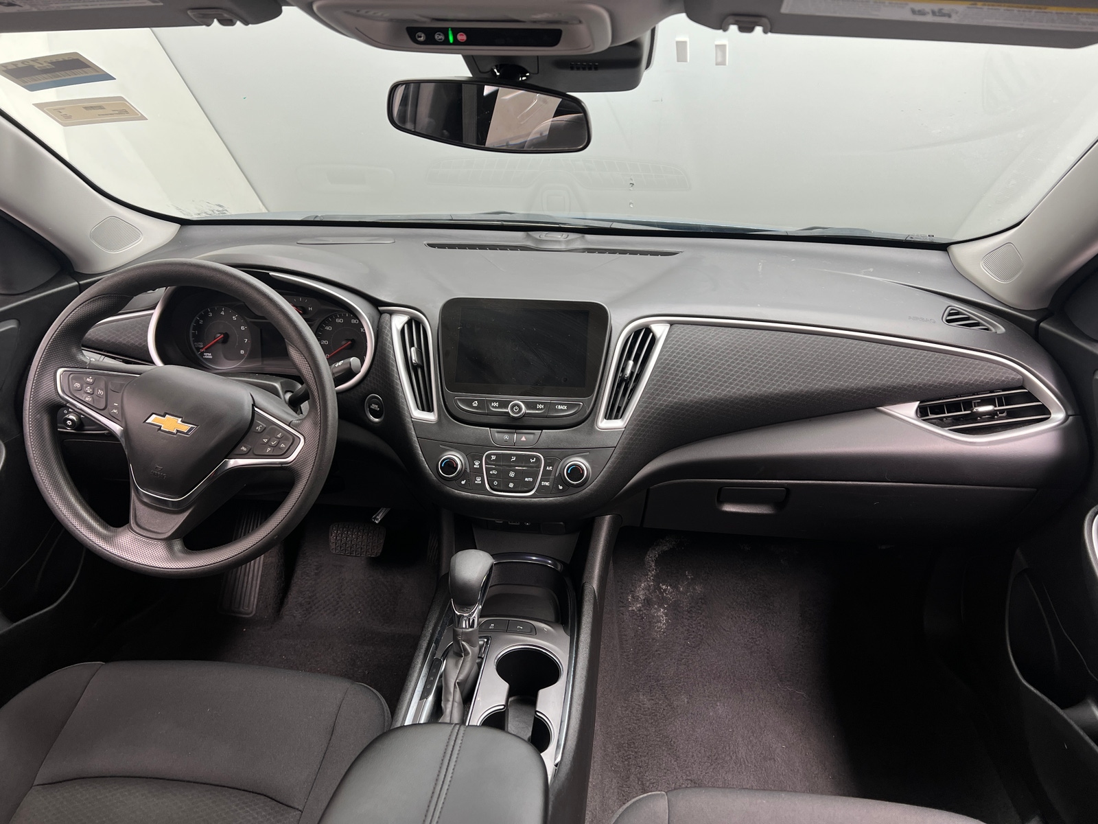 Thumbnail: 2024 Chevrolet Malibu - 3