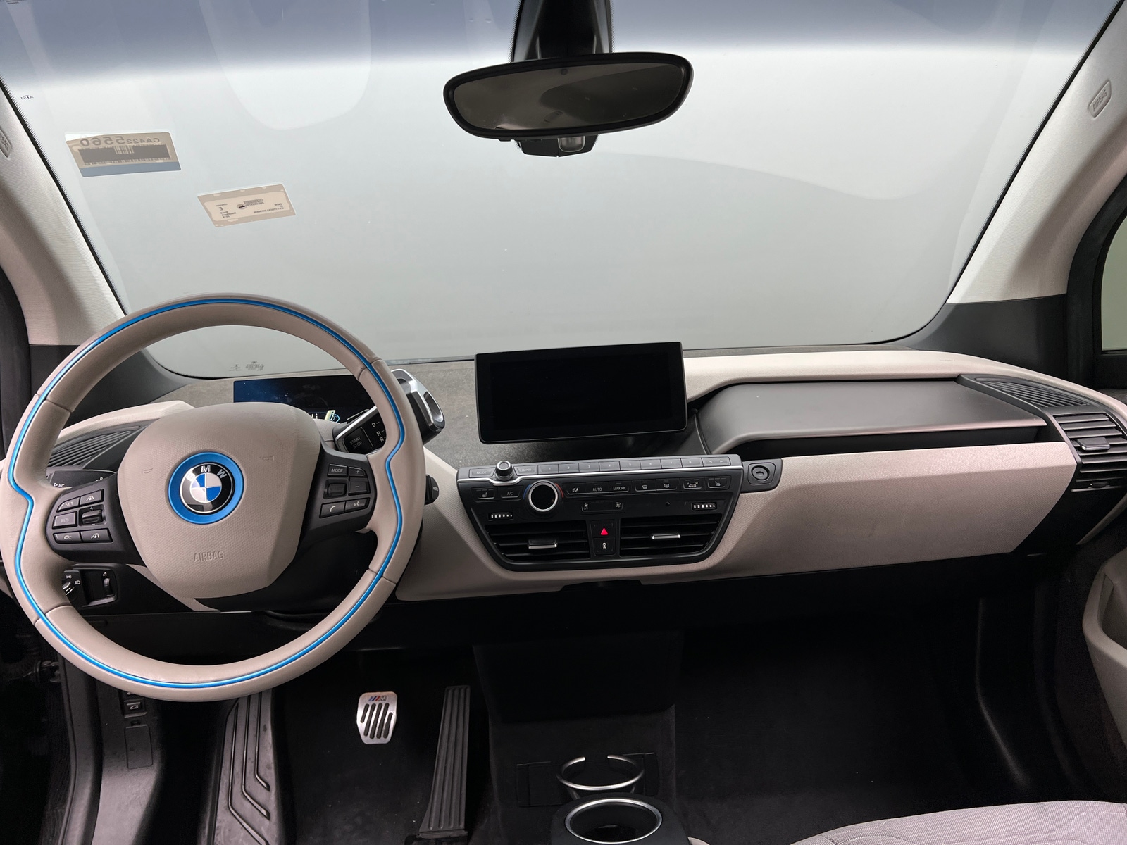 Thumbnail: 2018 BMW i3 - 3