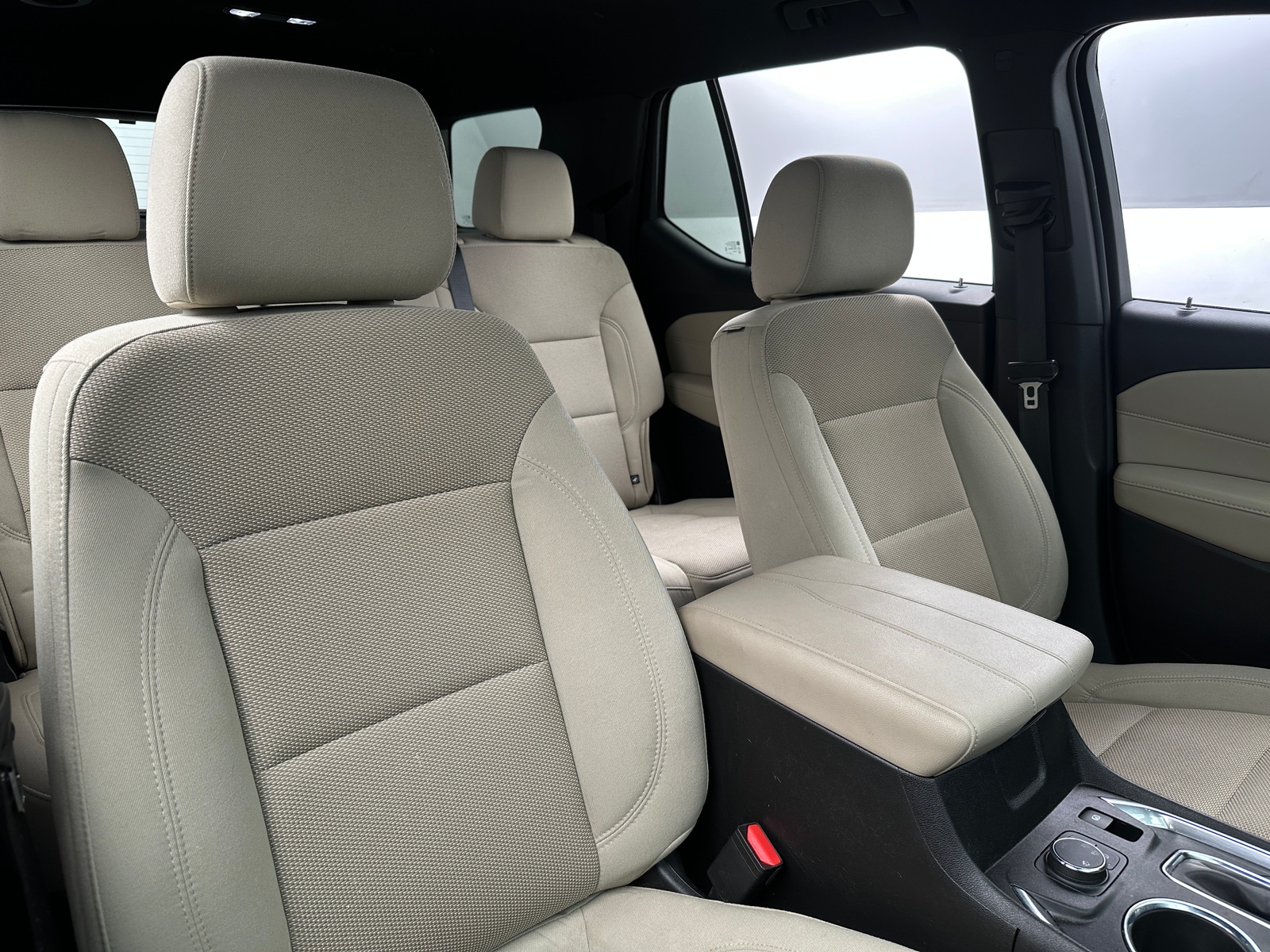 Thumbnail: 2023 Chevrolet Traverse - 2