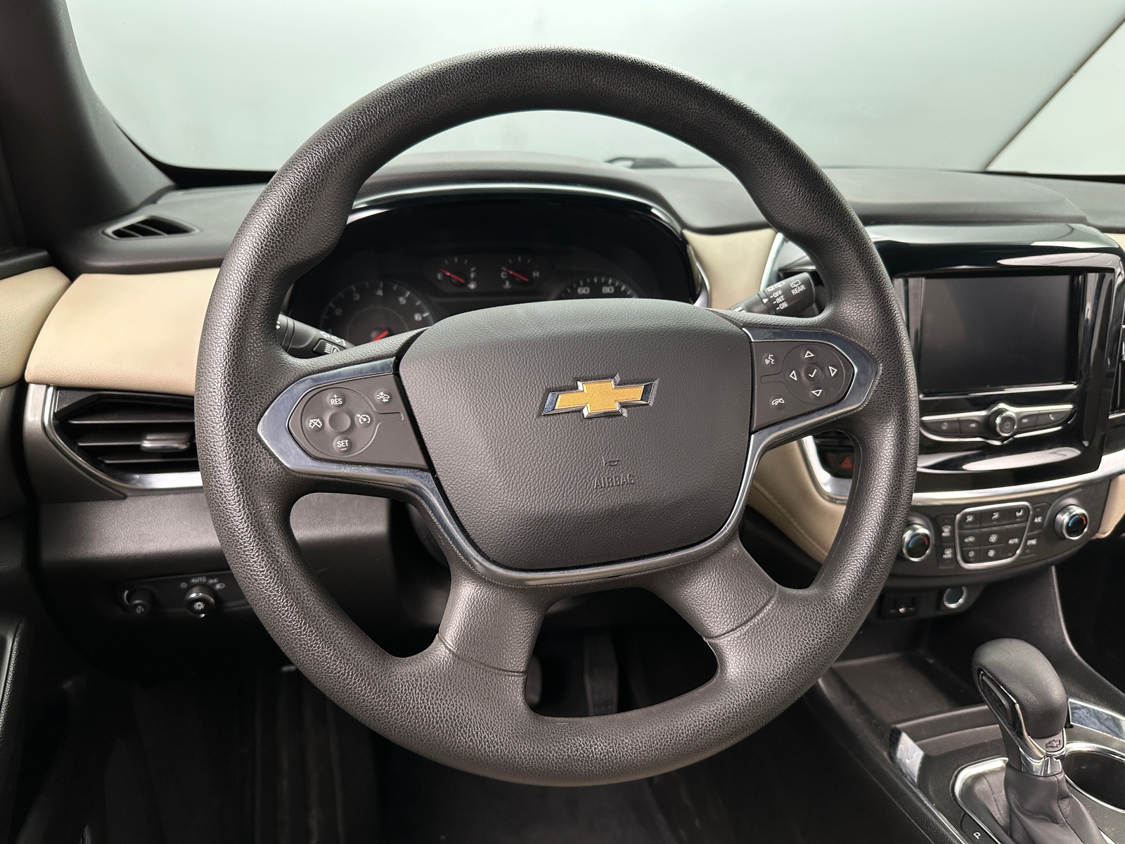 Thumbnail: 2023 Chevrolet Traverse - 5