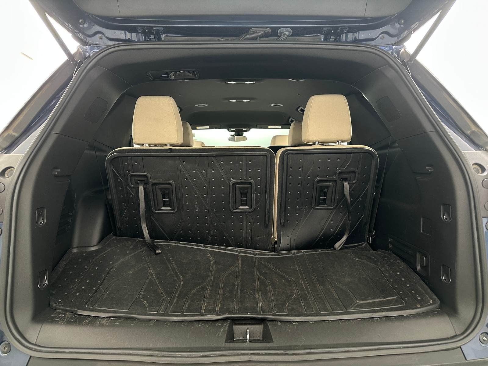 Thumbnail: 2023 Chevrolet Traverse - 7