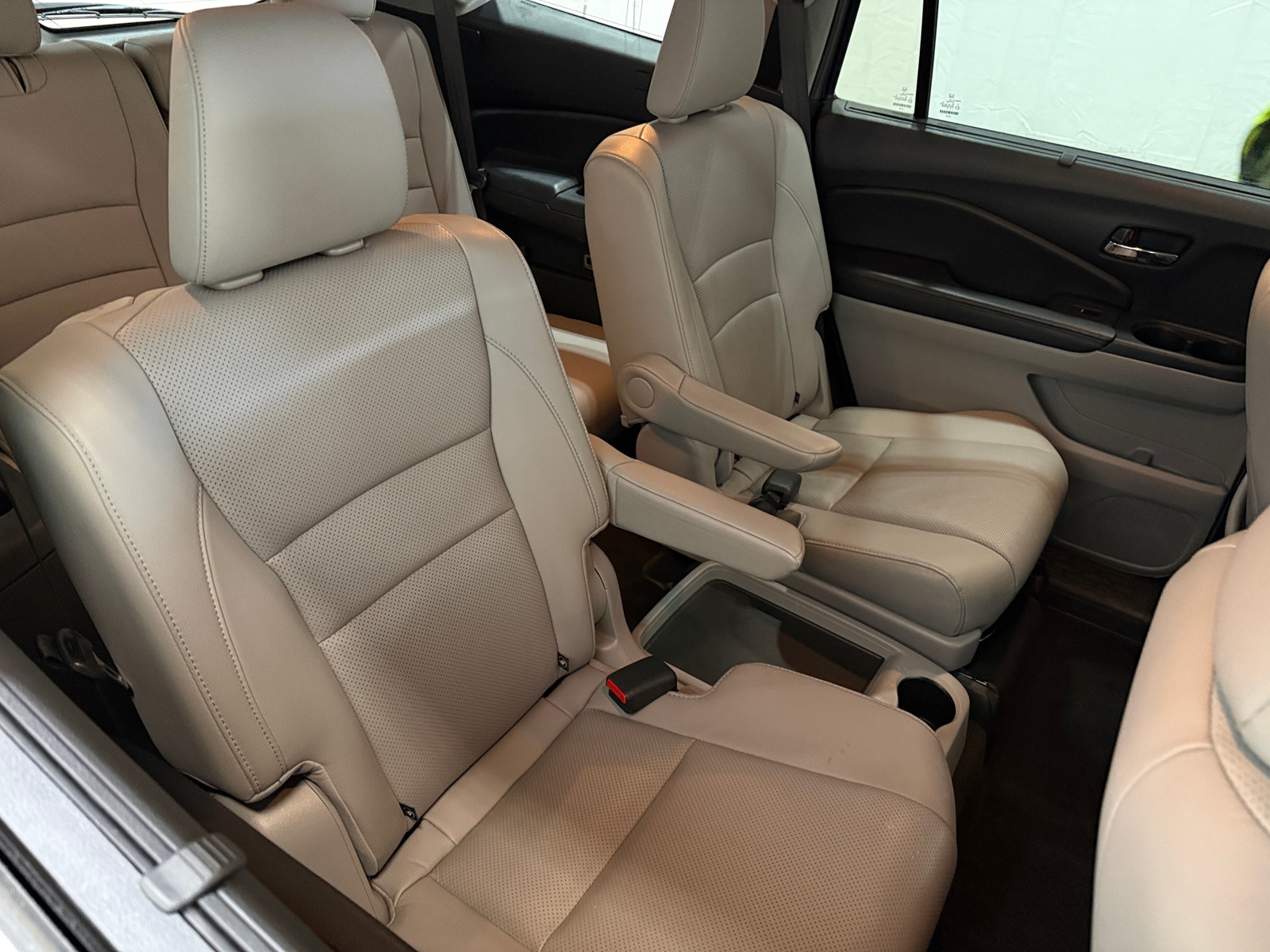 Thumbnail: 2016 Honda Pilot - 5