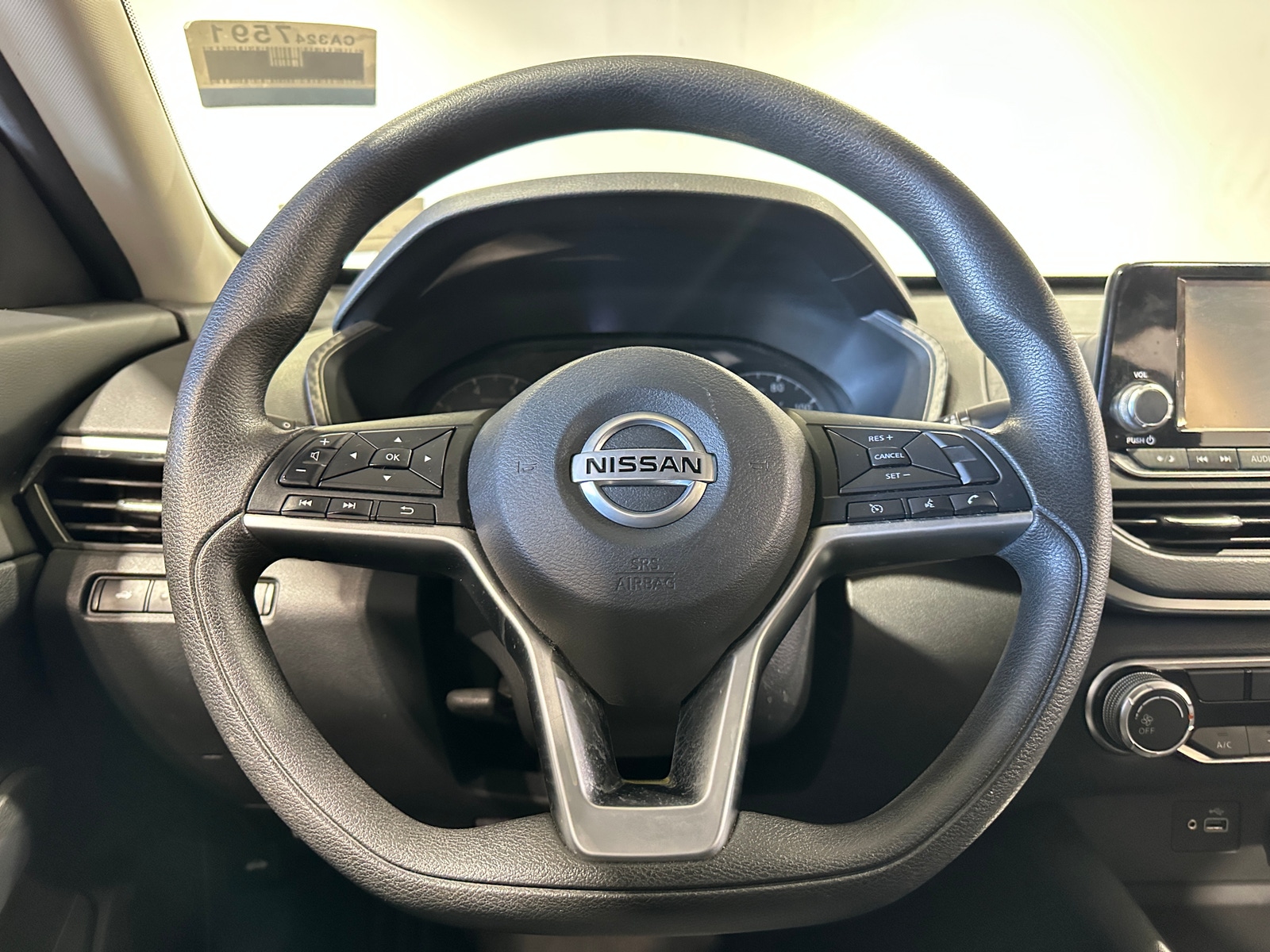 Thumbnail: 2022 Nissan Altima - 5