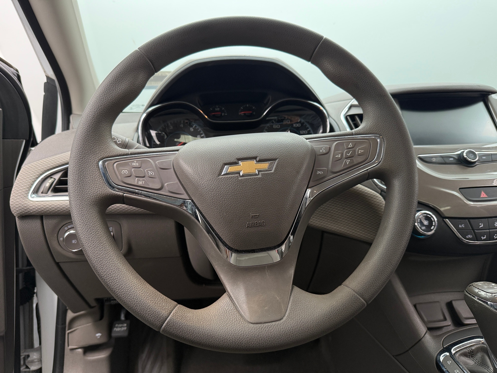 Thumbnail: 2016 Chevrolet Cruze - 5