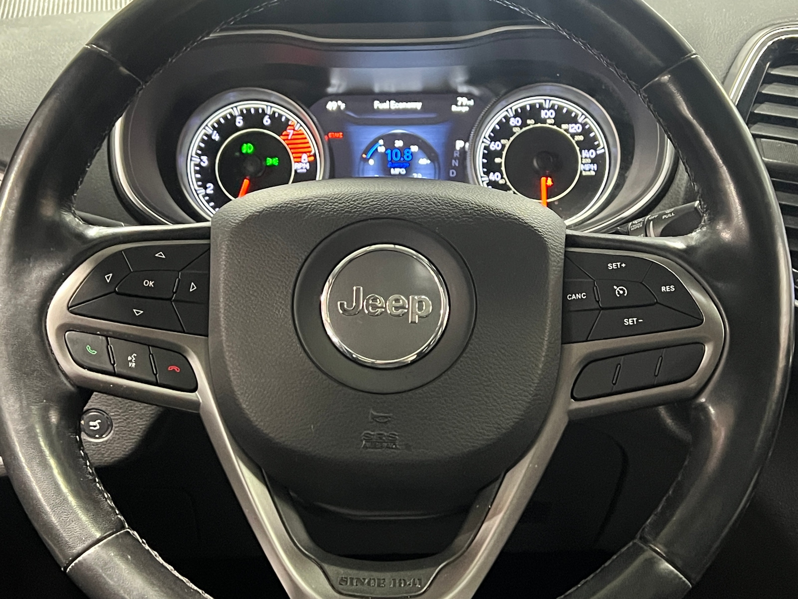 Thumbnail: 2020 Jeep Cherokee - 4