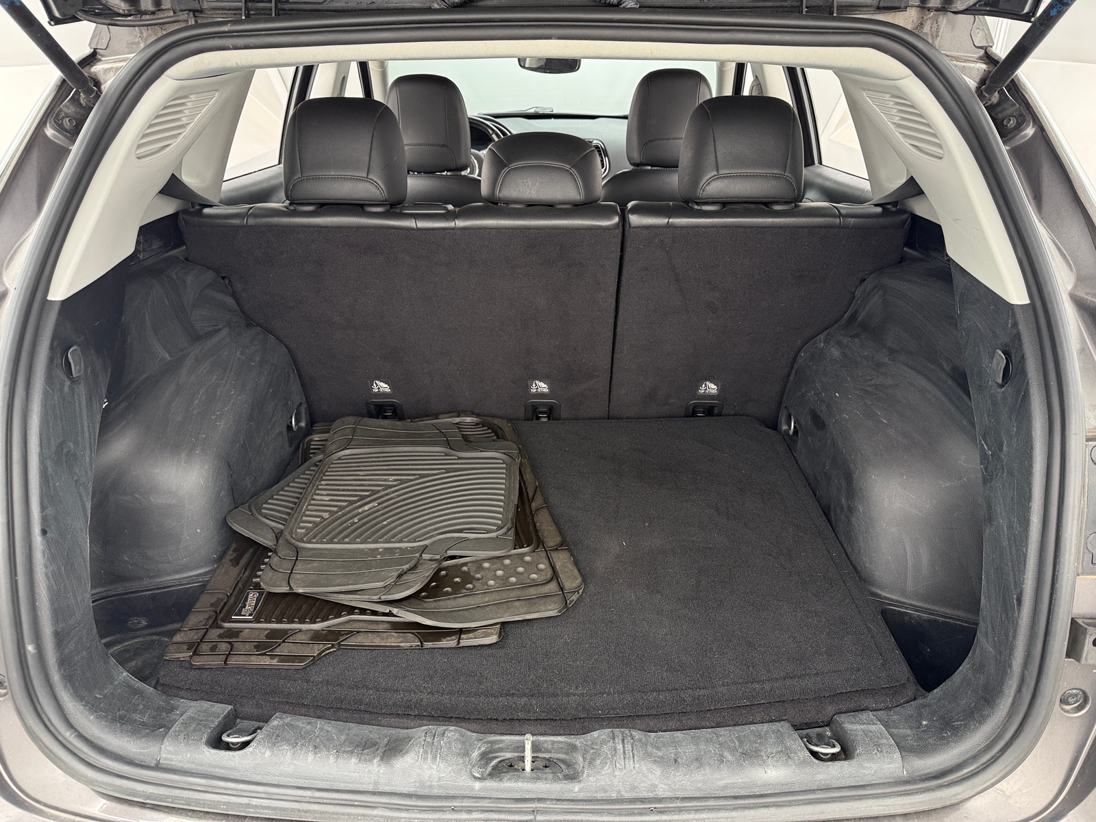 Thumbnail: 2019 Jeep Compass - 6