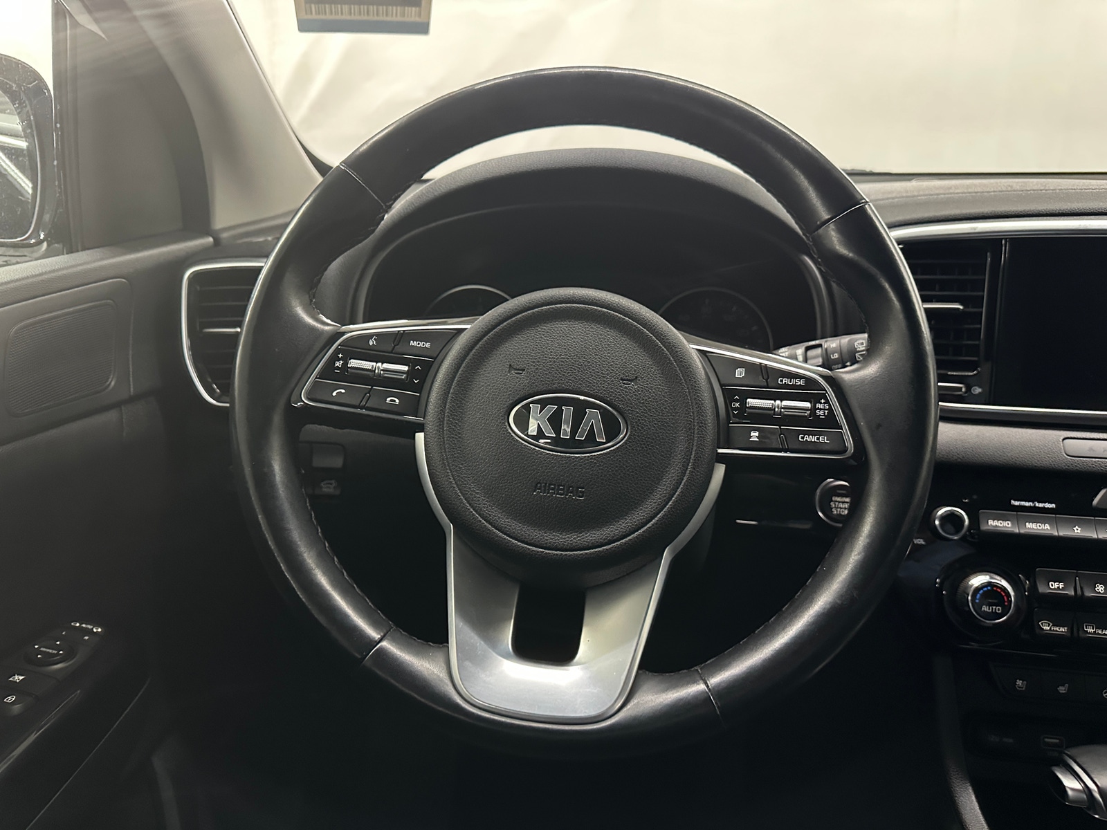 Thumbnail: 2022 Kia Sportage - 4
