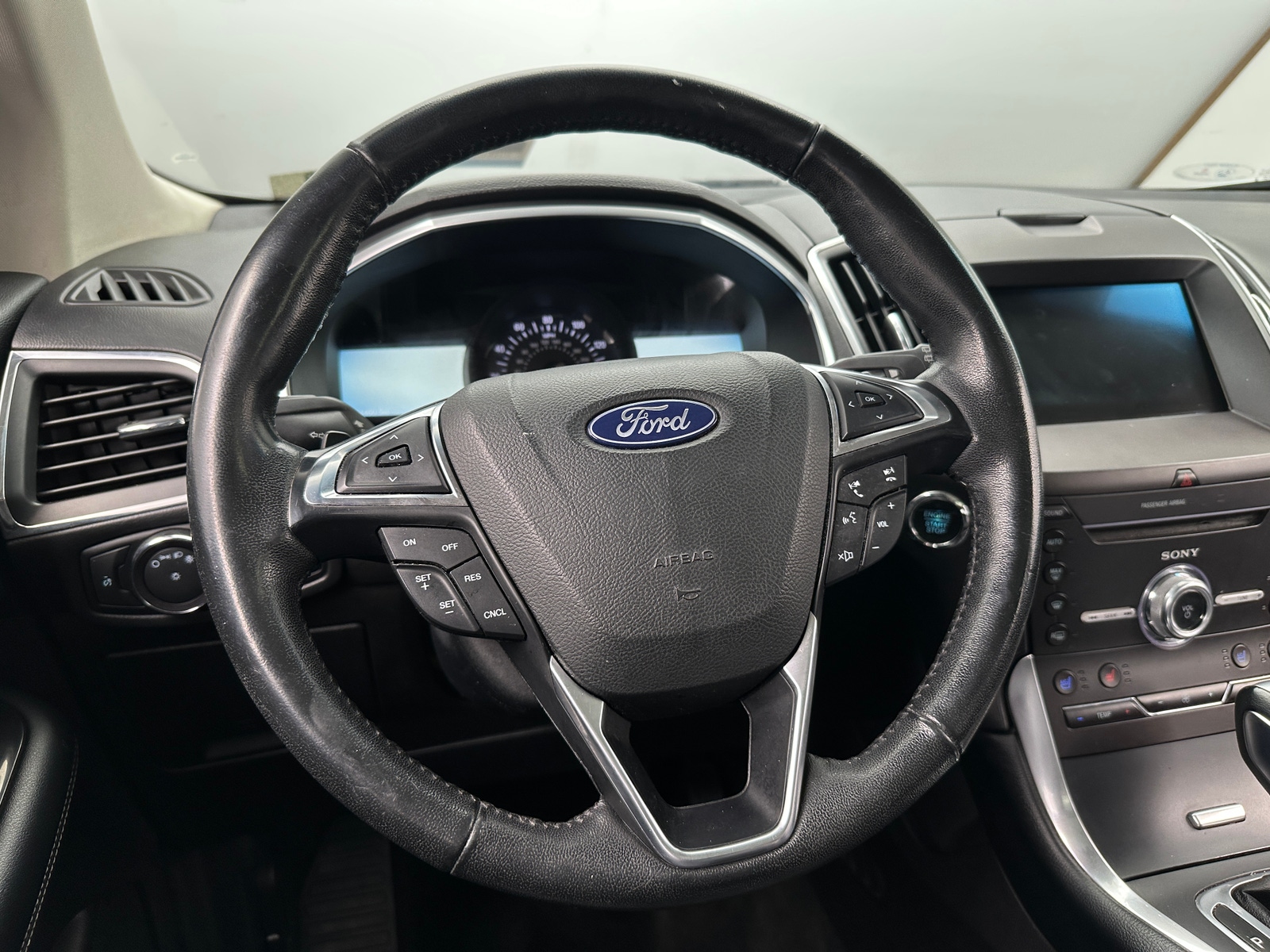 Thumbnail: 2018 Ford Edge - 4