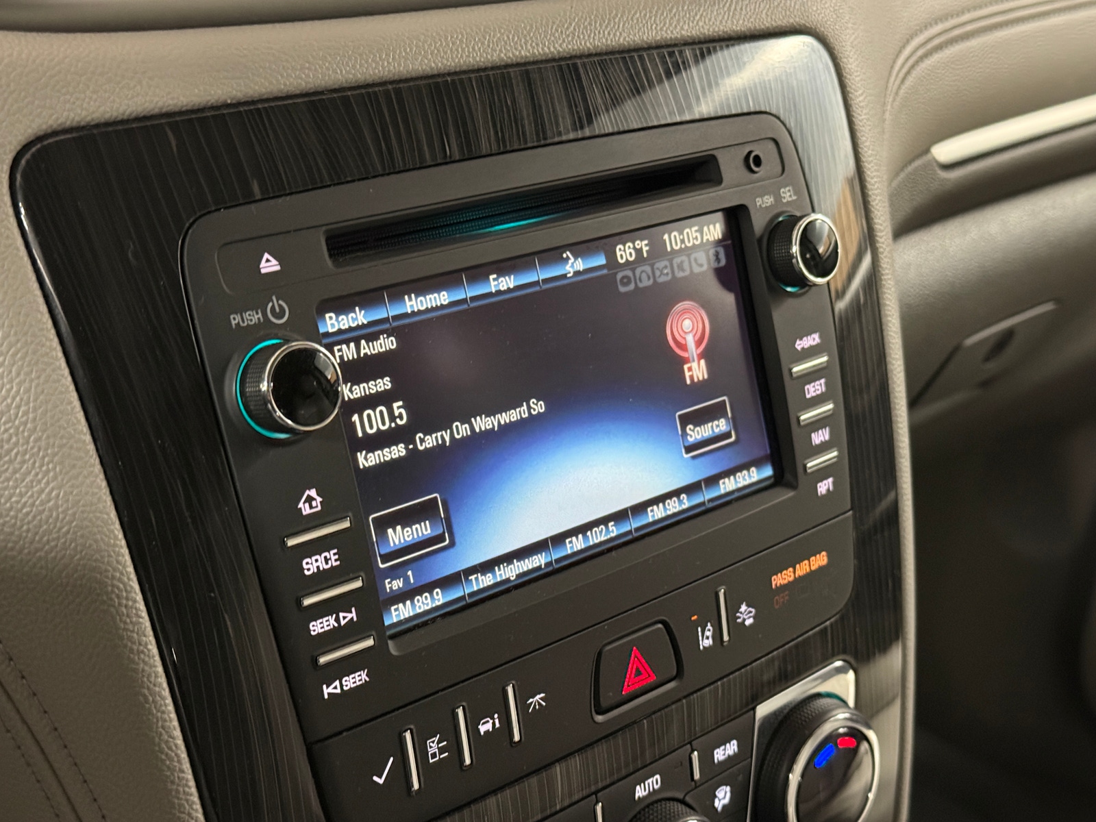 Thumbnail: 2016 Chevrolet Traverse - 3