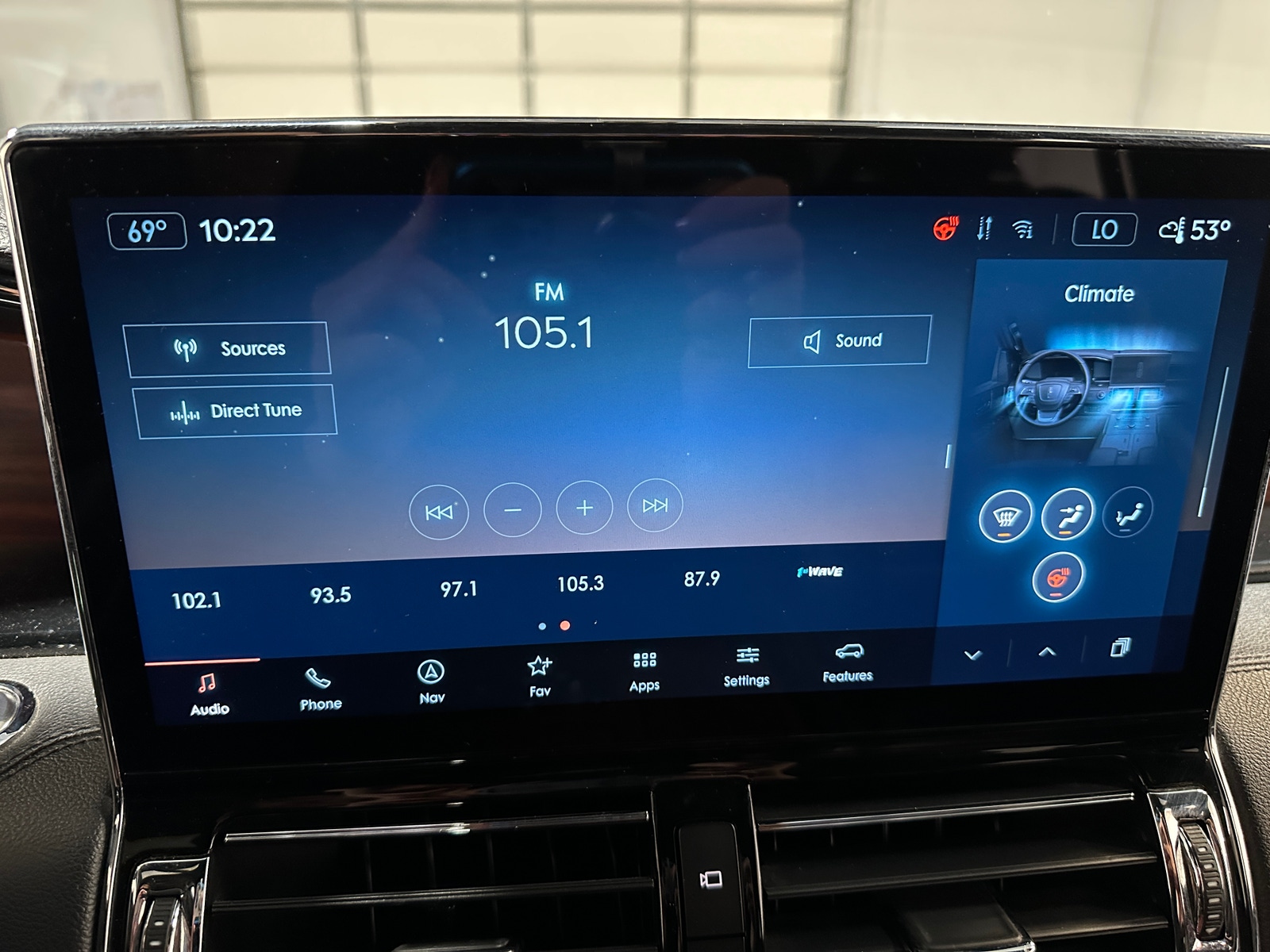 Thumbnail: 2024 Lincoln Navigator - 3