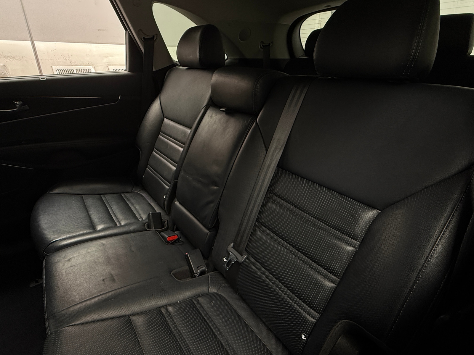 Thumbnail: 2019 Kia Sorento - 5