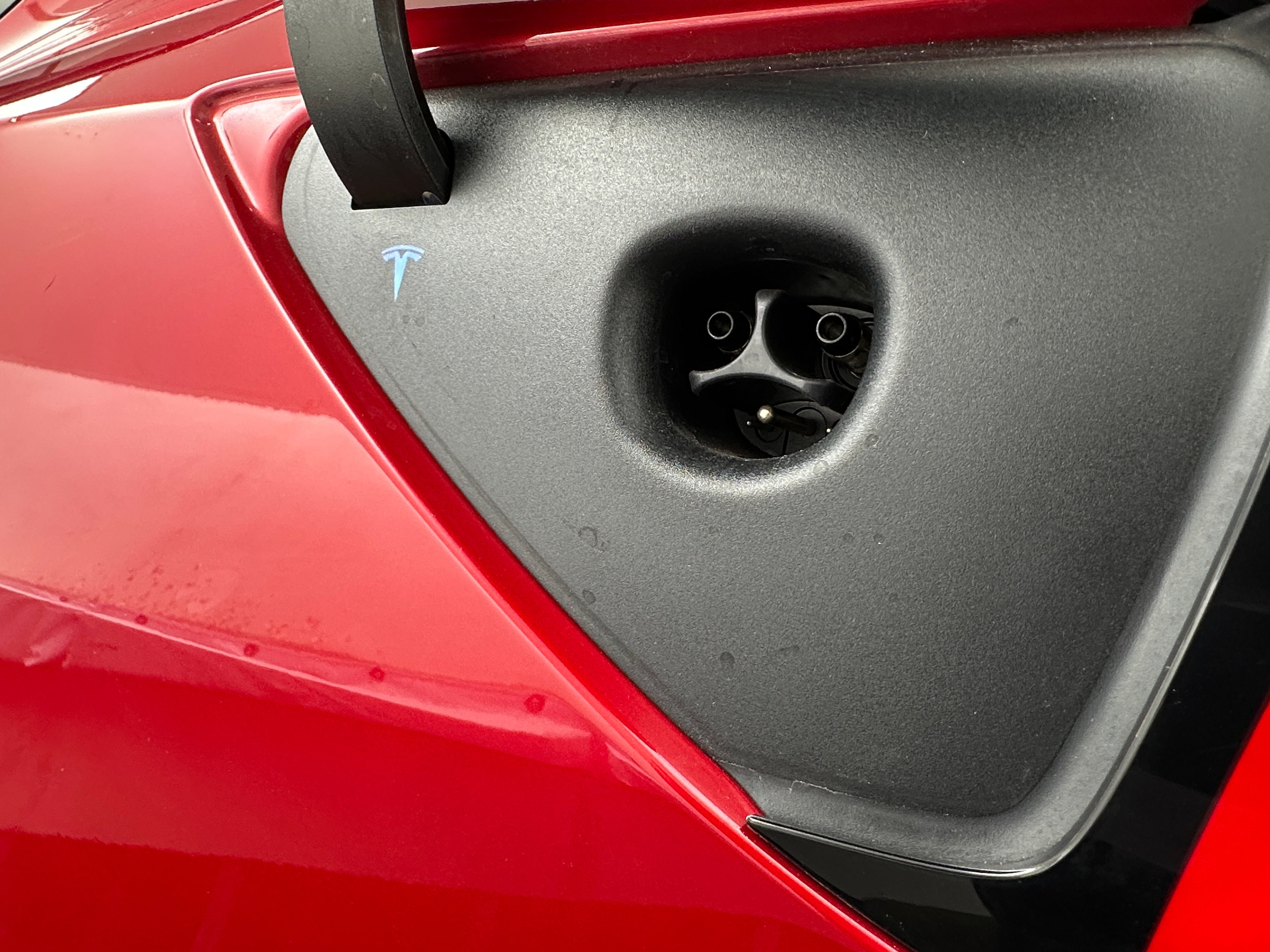 Used 2021 Tesla Model Y Long Range with VIN 5YJYGDEE5MF075469 for sale in Auburn, WA