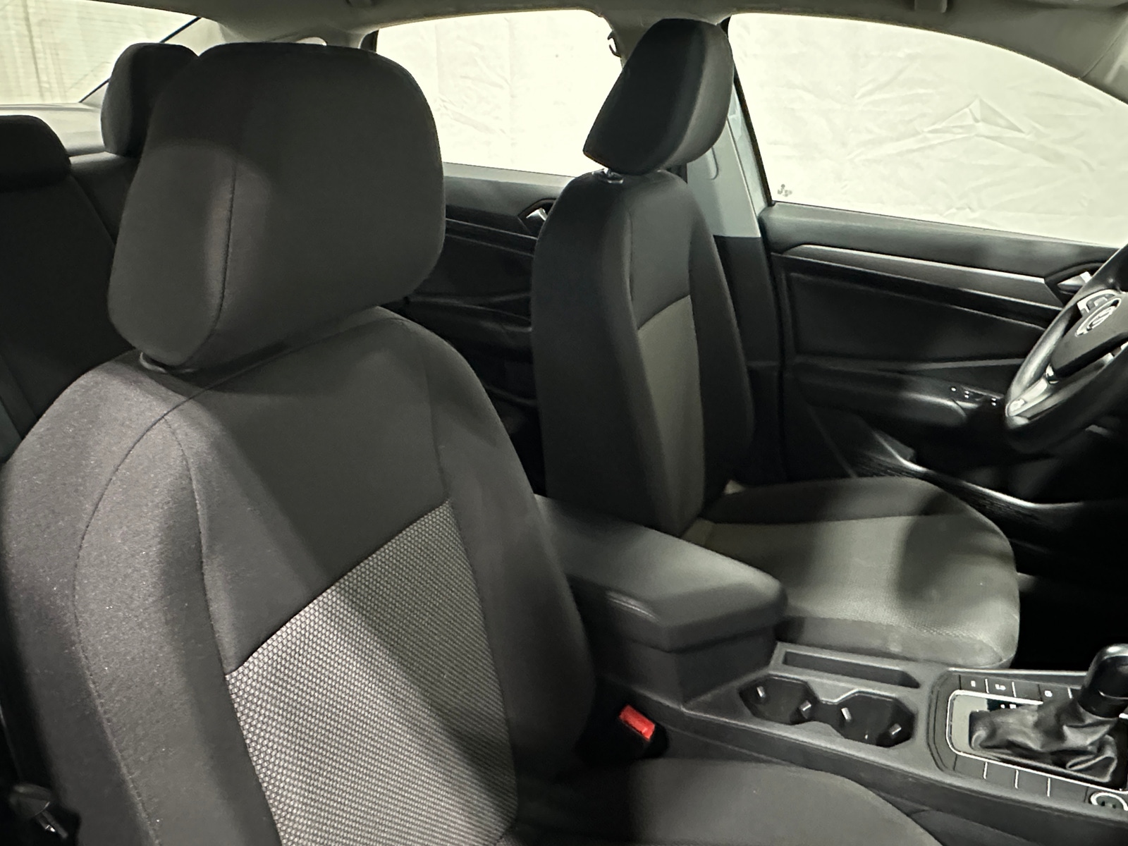 Thumbnail: 2020 Volkswagen Jetta - 2