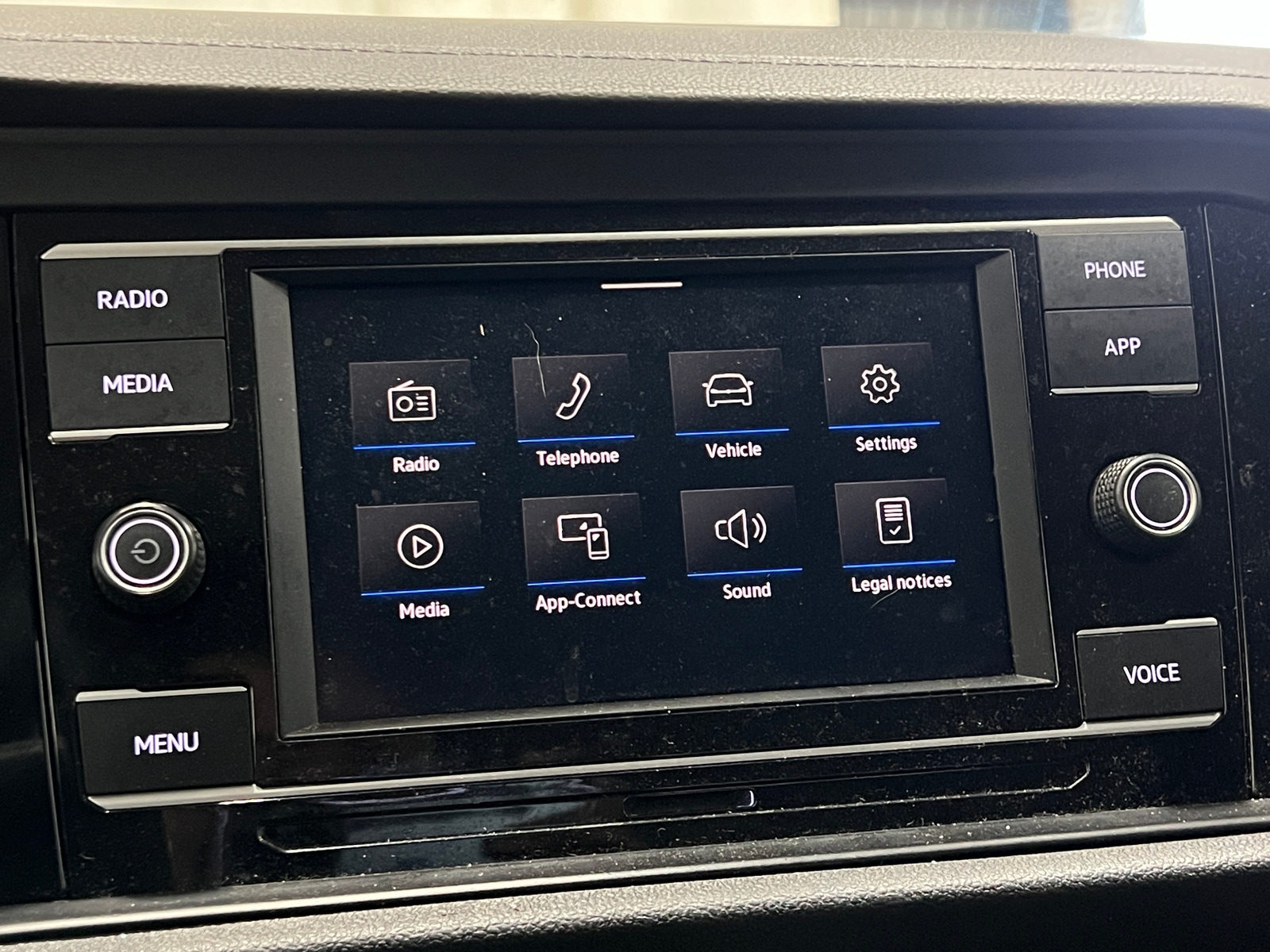 Thumbnail: 2020 Volkswagen Jetta - 4