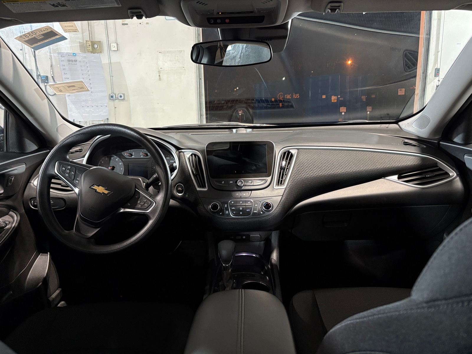 Thumbnail: 2024 Chevrolet Malibu - 3