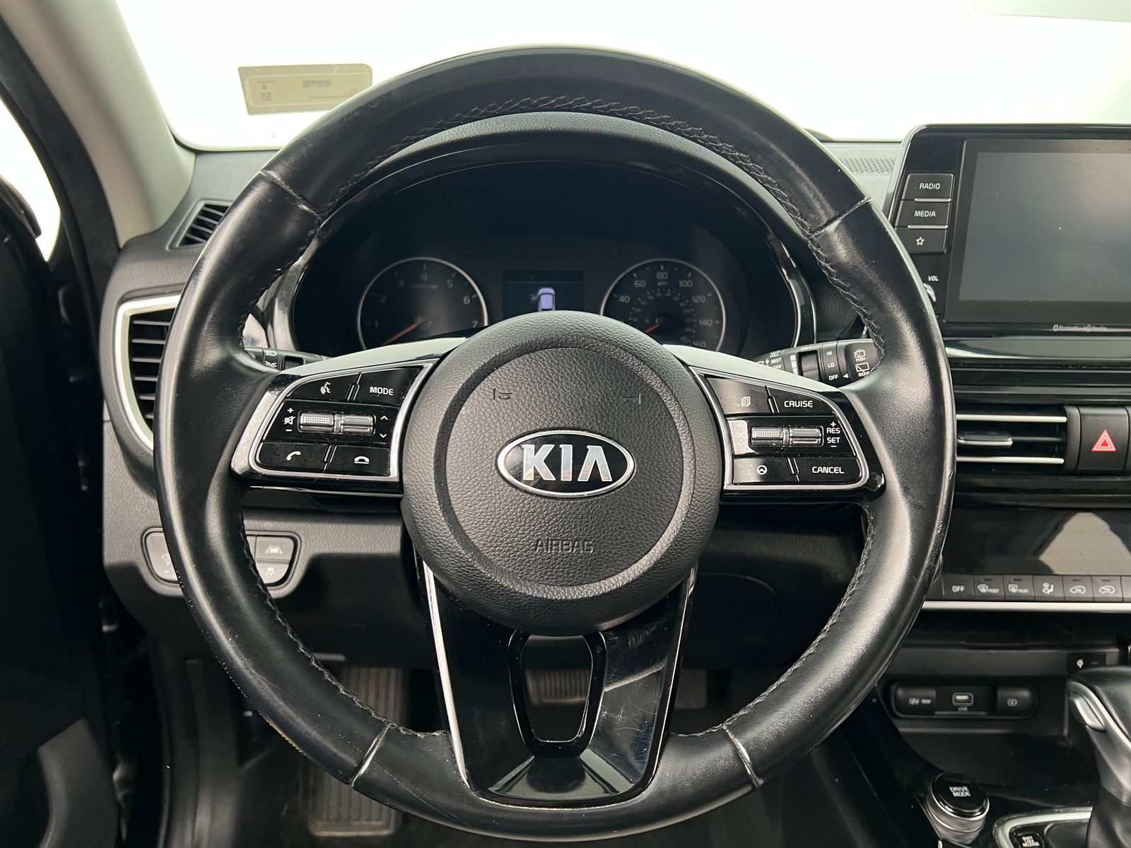 Thumbnail: 2021 Kia Seltos - 4