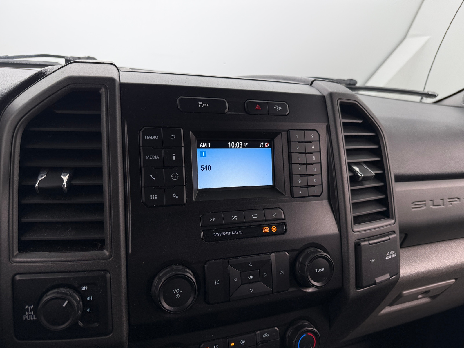 Thumbnail: 2021 Ford Econoline - 4