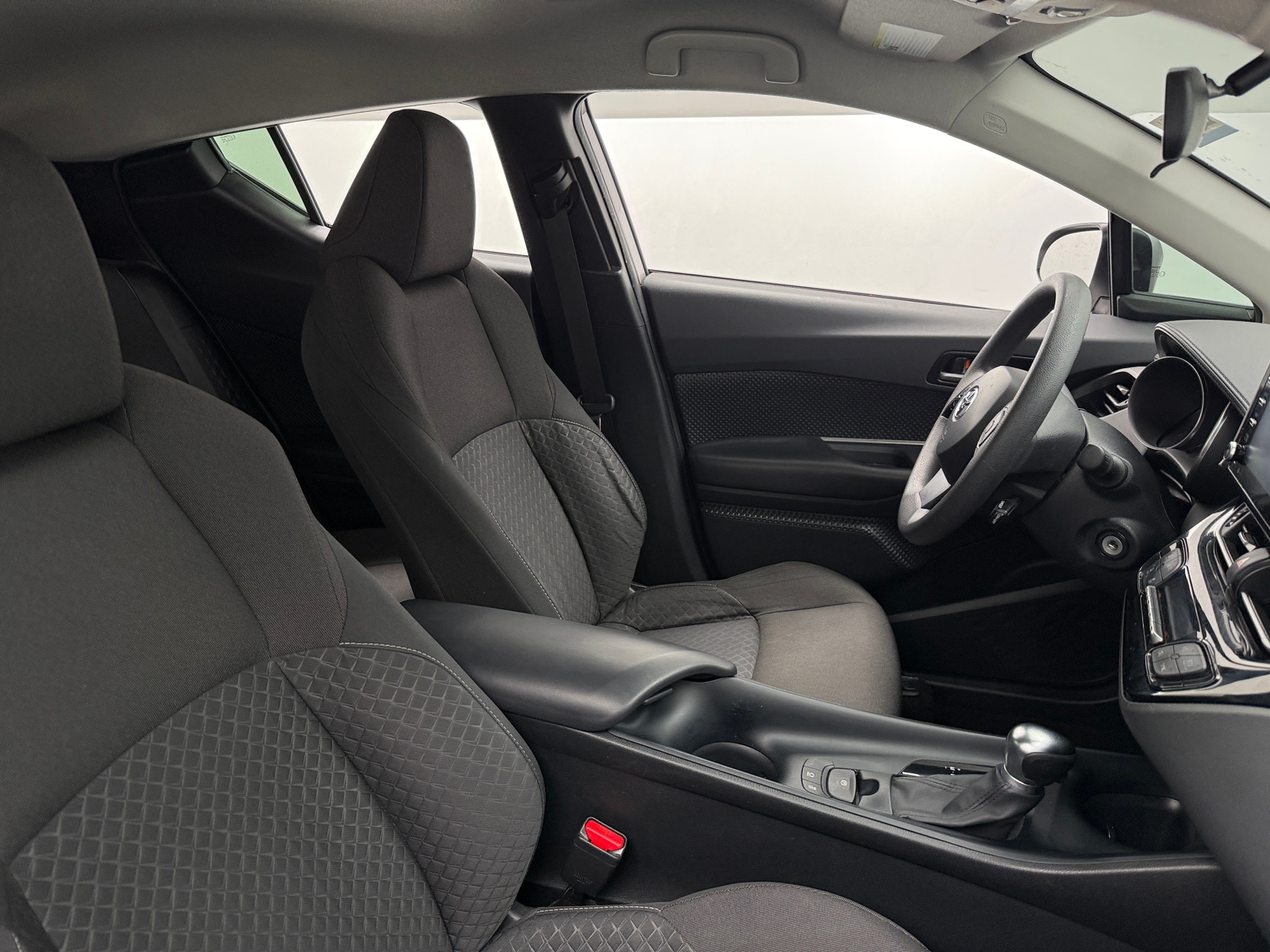 Thumbnail: 2020 Toyota C-HR - 2