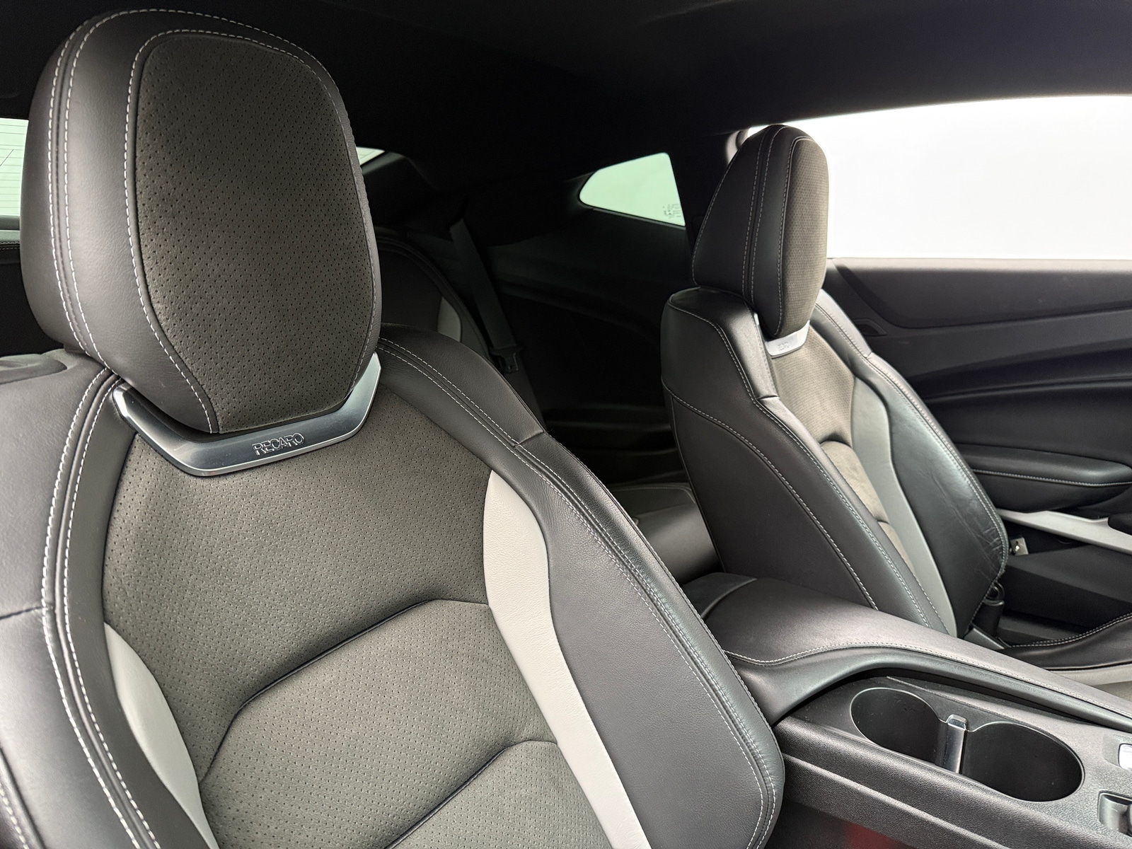 Thumbnail: 2020 Chevrolet Camaro - 2