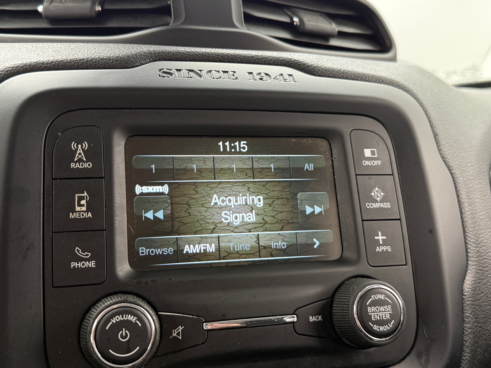 Thumbnail: 2017 Jeep Renegade - 4