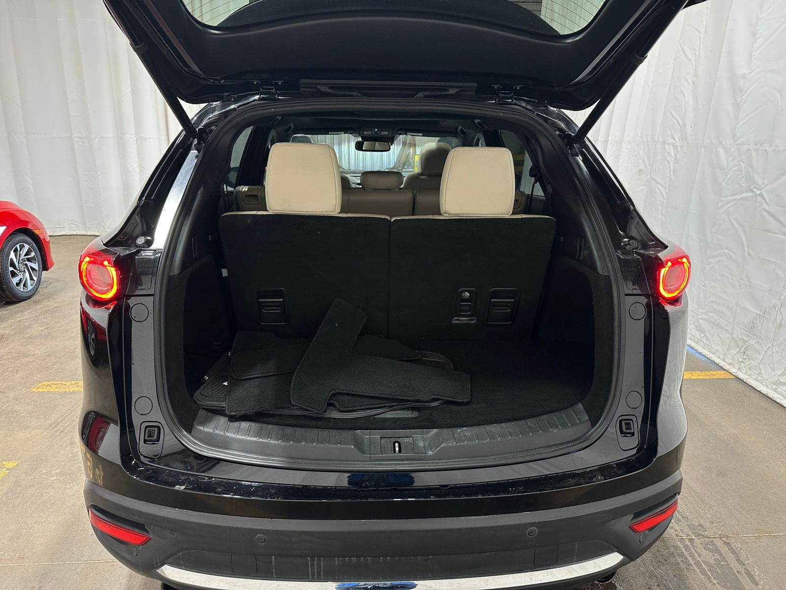 Thumbnail: 2017 Mazda CX-9 - 6