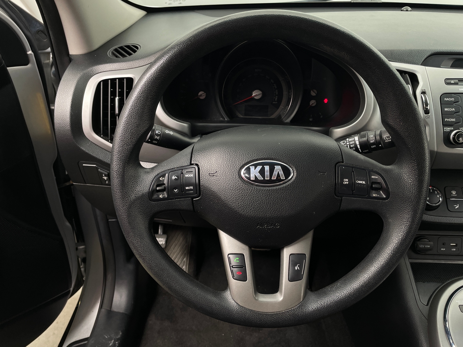 Thumbnail: 2016 Kia Sportage - 5