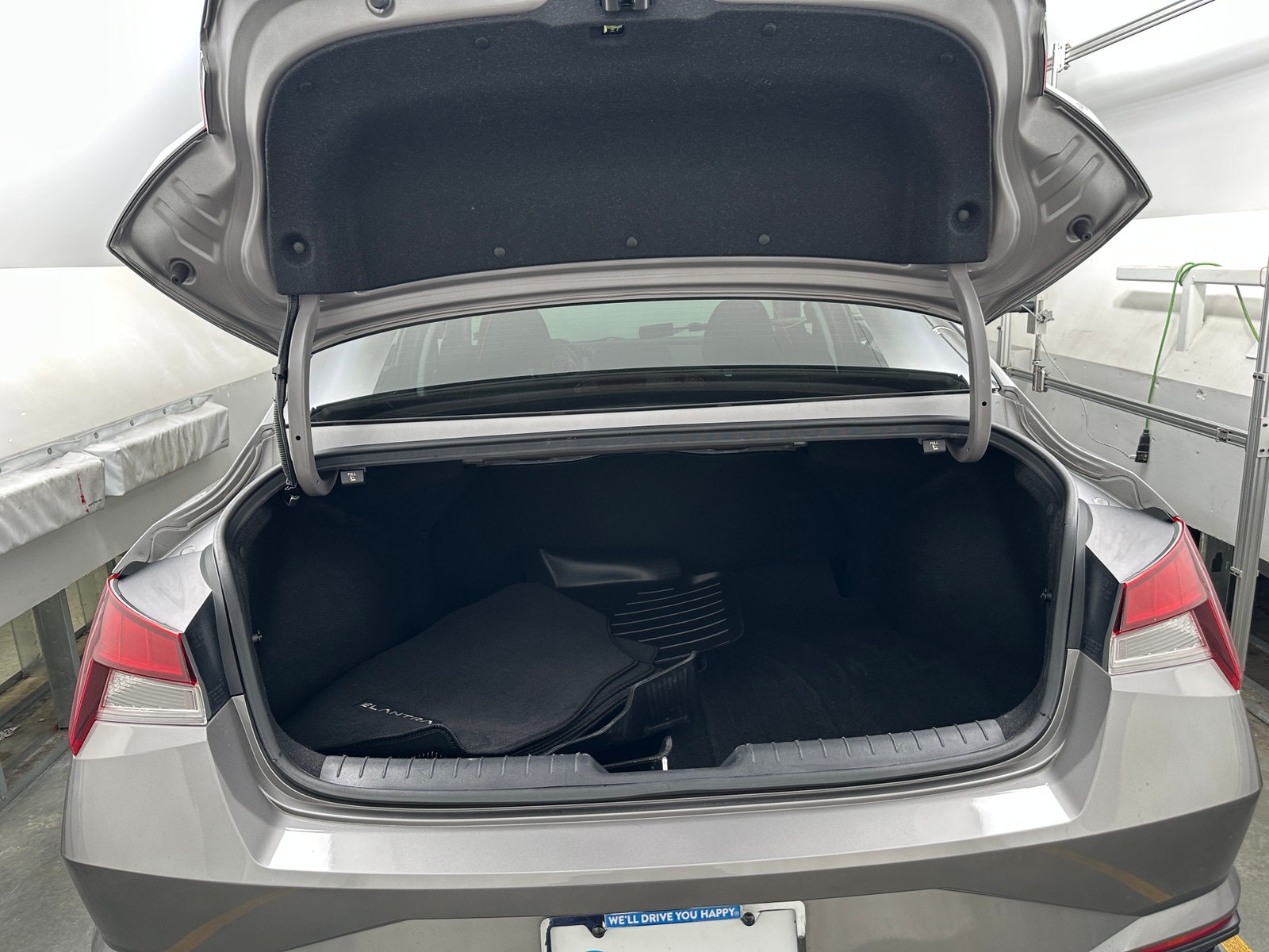 Thumbnail: 2021 Hyundai Elantra - 7