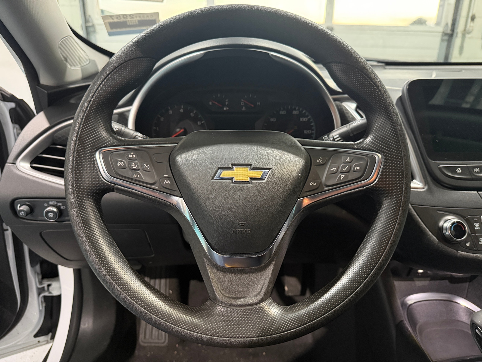 Thumbnail: 2024 Chevrolet Malibu - 5