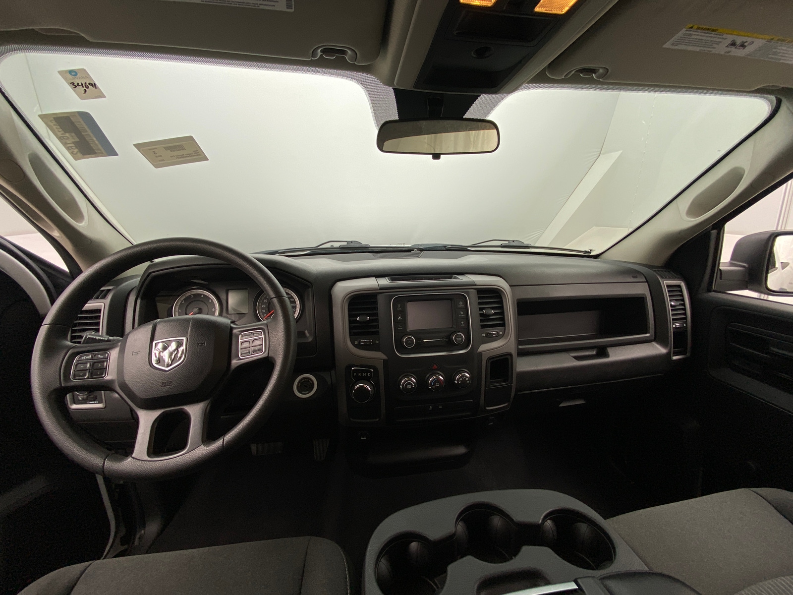 Thumbnail: 2021 RAM 1500 Classic - 3