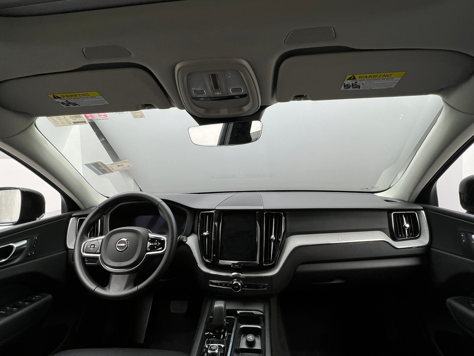 Thumbnail: 2025 Volvo XC60 - 2