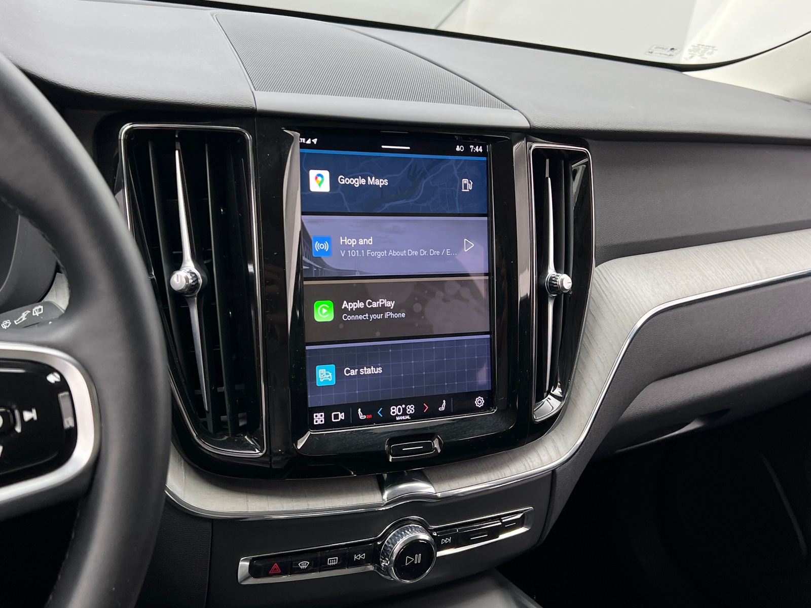 Thumbnail: 2025 Volvo XC60 - 3