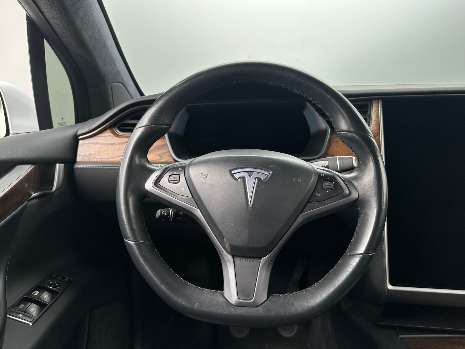 Thumbnail: 2020 Tesla Model X - 5