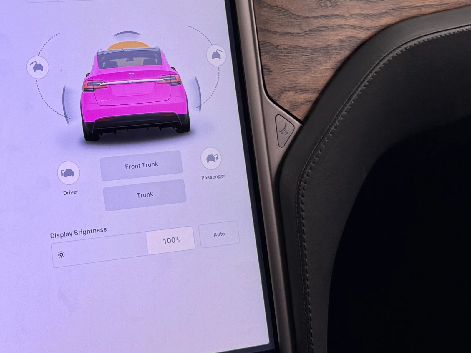 Thumbnail: 2020 Tesla Model X - 4