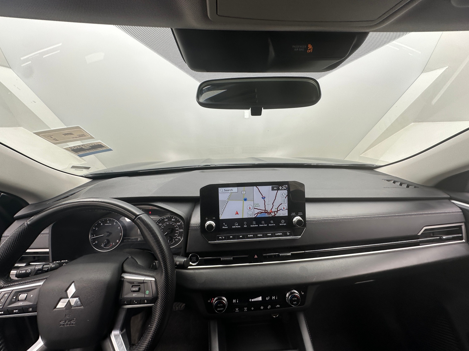 Thumbnail: 2024 Mitsubishi Outlander - 3