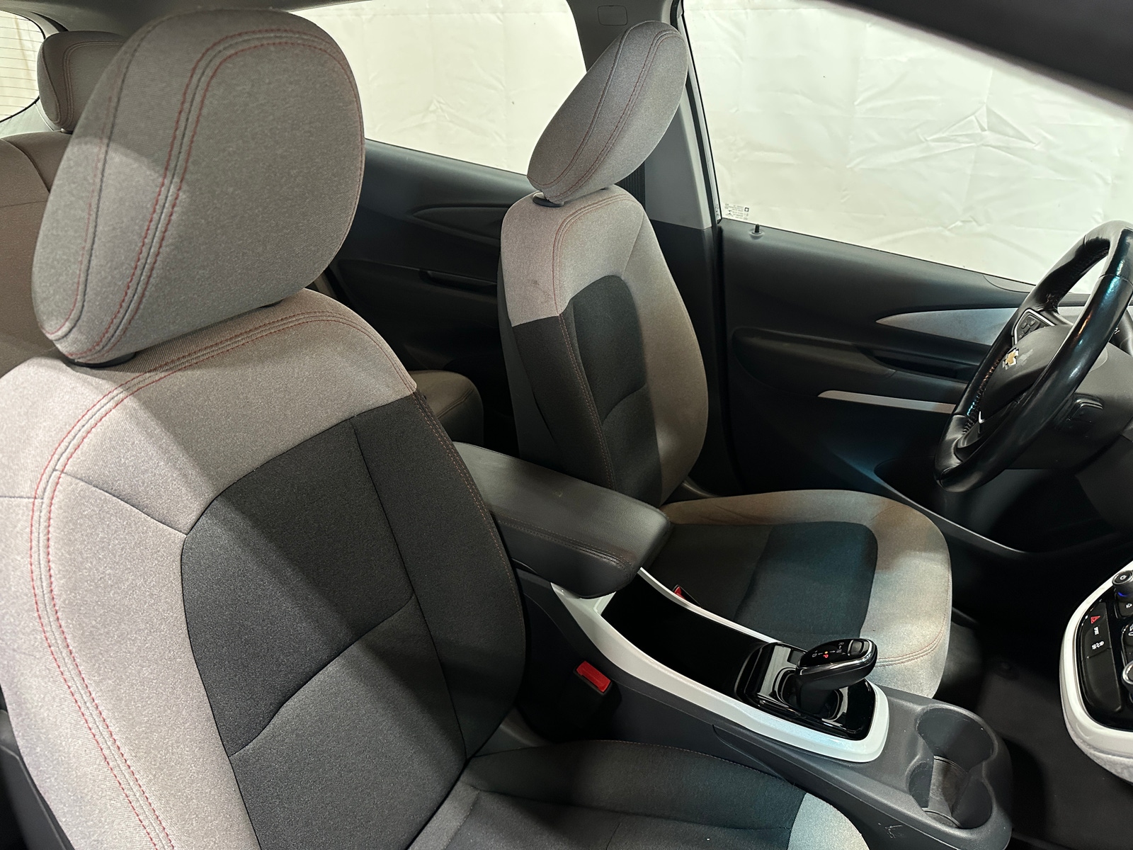 Thumbnail: 2019 Chevrolet Bolt EV - 2