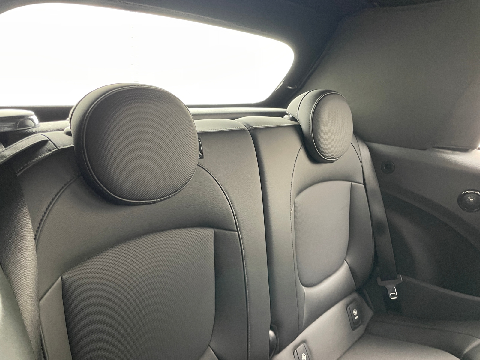 Thumbnail: 2019 MINI Cooper Convertible - 5