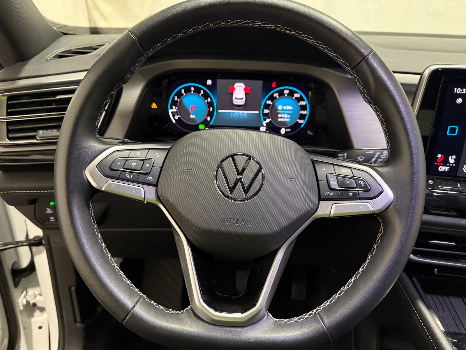 Thumbnail: 2025 Volkswagen Atlas - 4